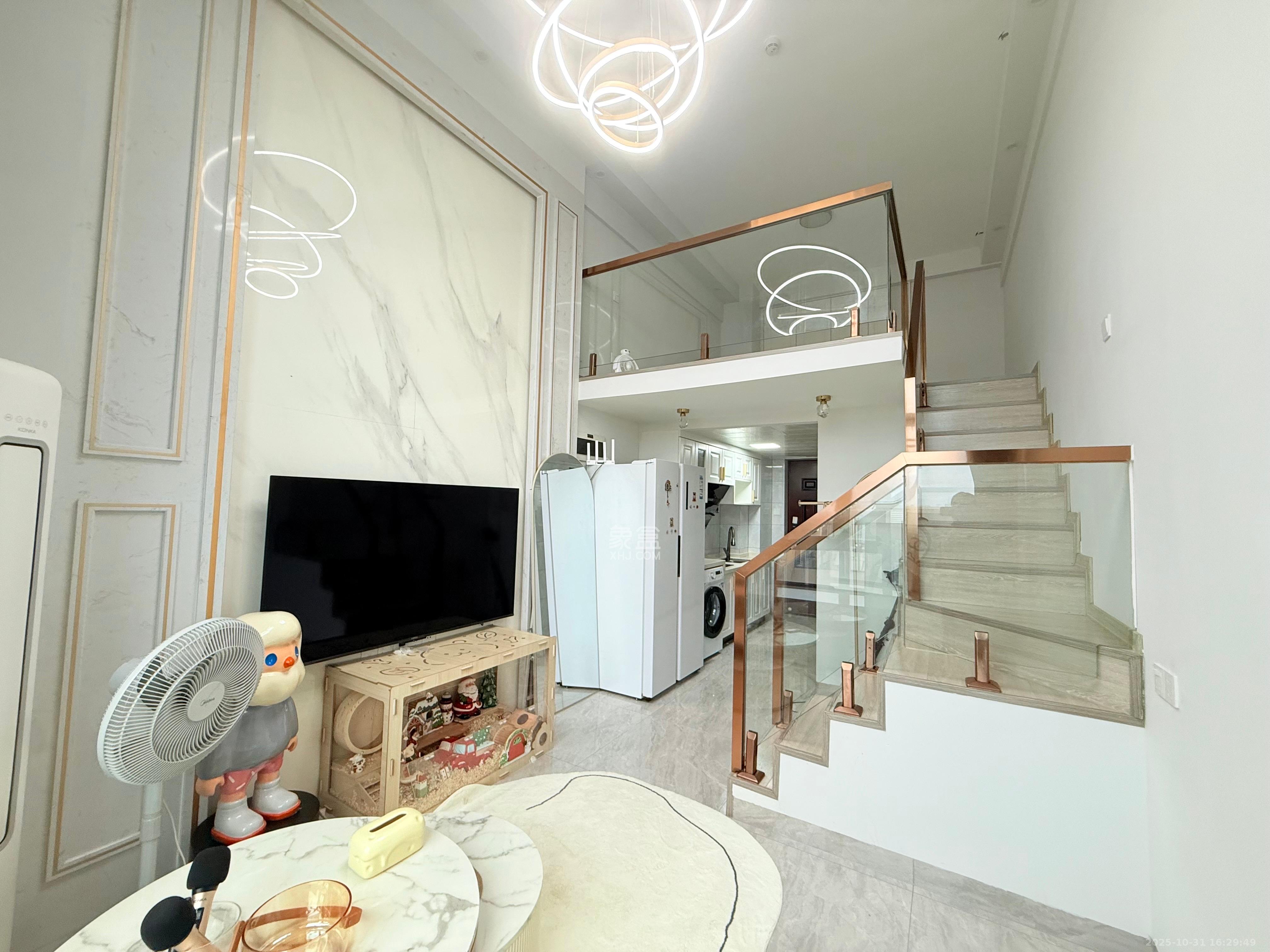 华润翡翠府  1室1厅1卫    2200.0元/月室内图