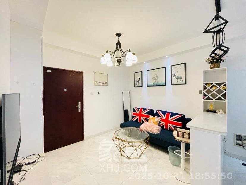 地质家园一、二期（地泰人民公馆）  1室1厅1卫    2400.0元/月室内图