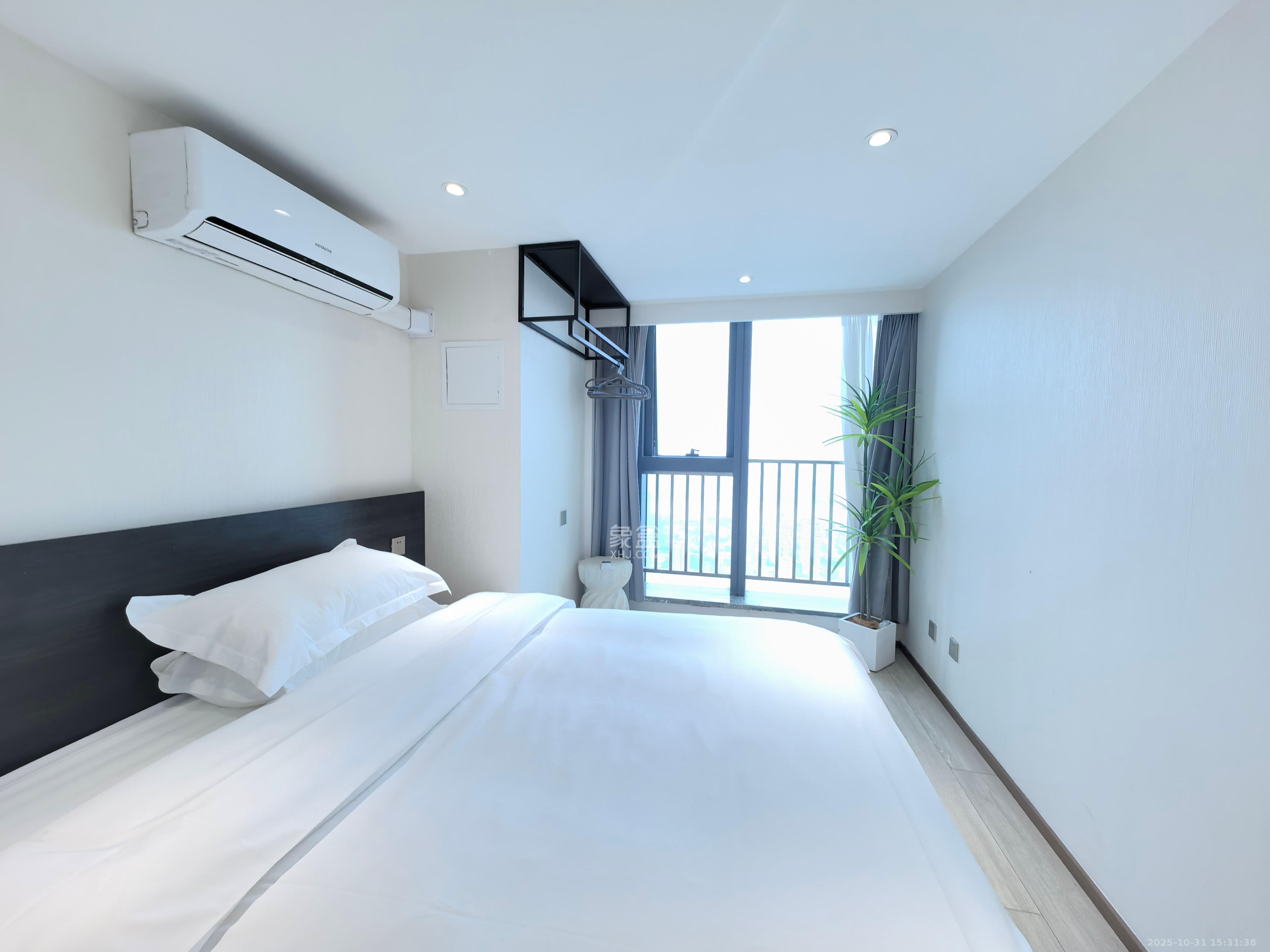 华远华时代 3室2厅1卫 3400.0元/月 华远华时代 3室2厅1卫 3400.0元/月室内图