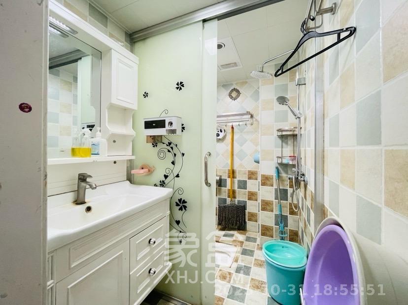 地质家园一、二期（地泰人民公馆）  1室1厅1卫    2400.0元/月室内图