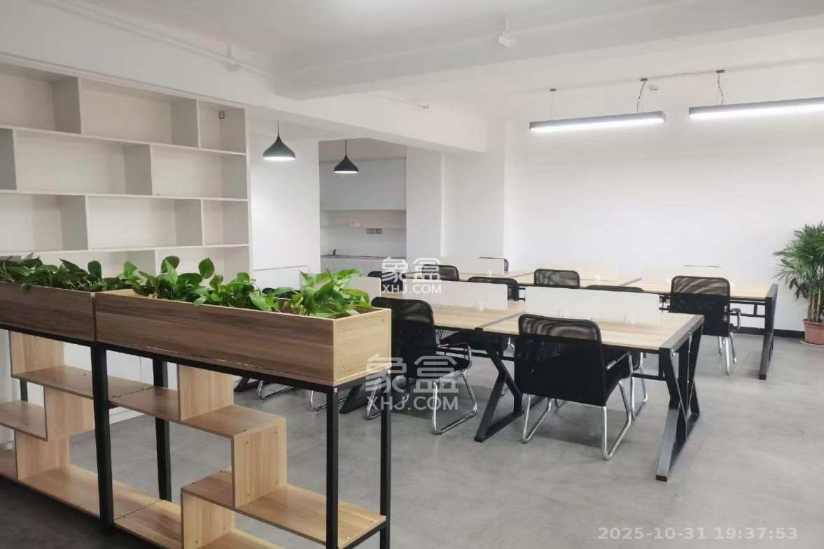 高升时代广场(冠铭商务中心) 1室1厅1卫 3800.0元/月 高升时代广场(冠铭商务中心) 1室1厅1卫 3800.0元/月室内图