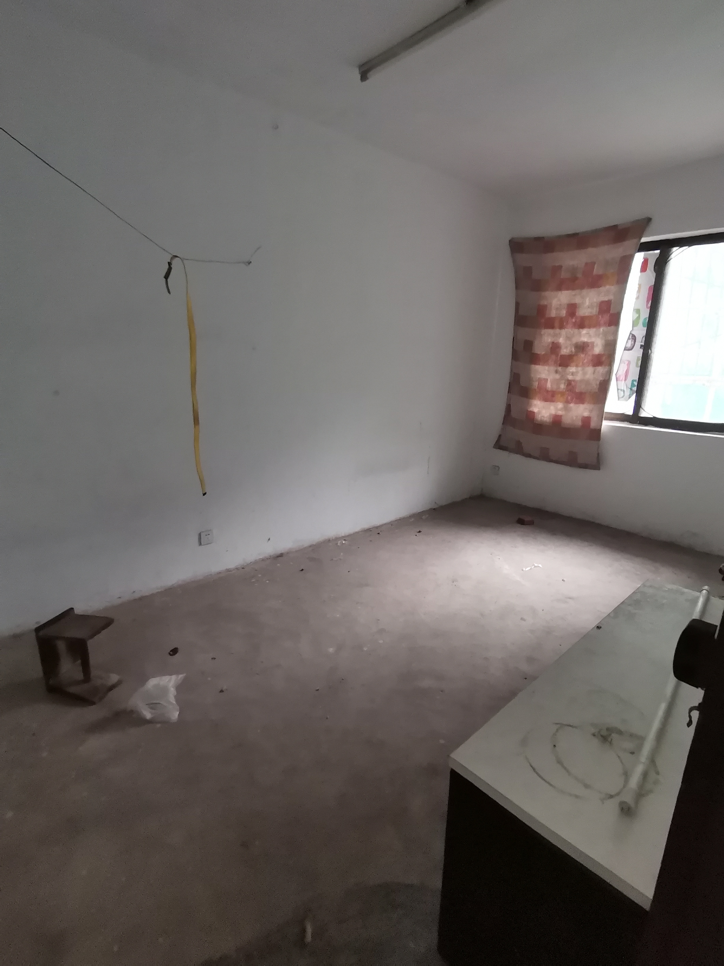 工商公寓  1室0厅0卫    1500.0元/月室内图