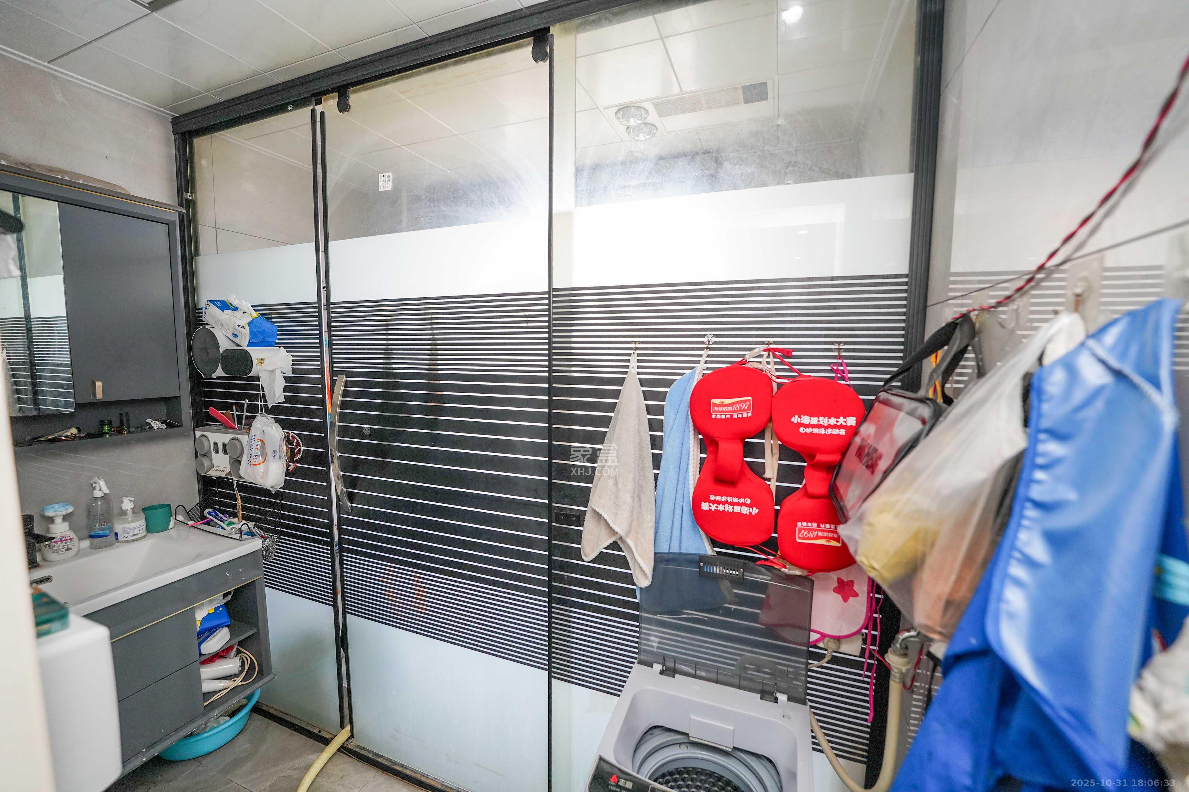 理工大学职工单位房青年汇 2室2厅1卫 65.0万 理工大学职工单位房青年汇 2室2厅1卫 65.0万其他