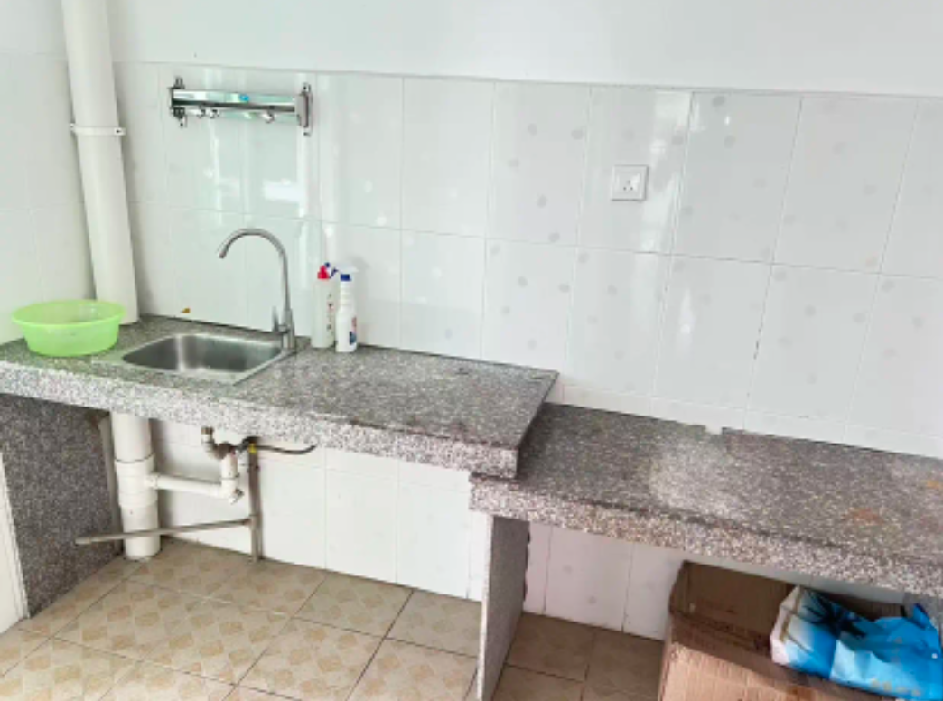 长堤明珠  2室2厅1卫    1700.0元/月室内图1