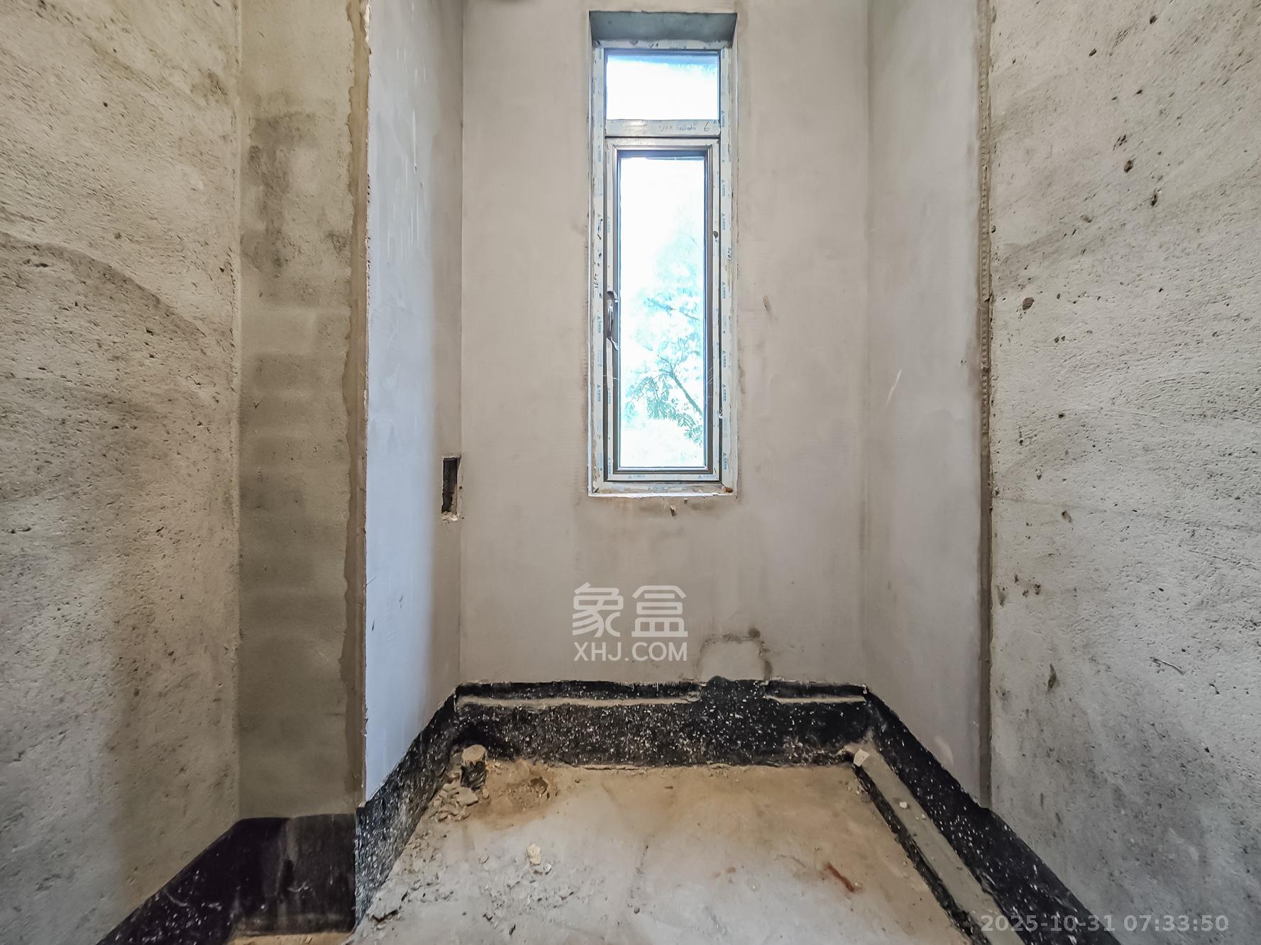 恒大御景天下城二期  5室2厅2卫    210.0万 恒大御景天下城二期  5室2厅2卫    210.0万卫生间