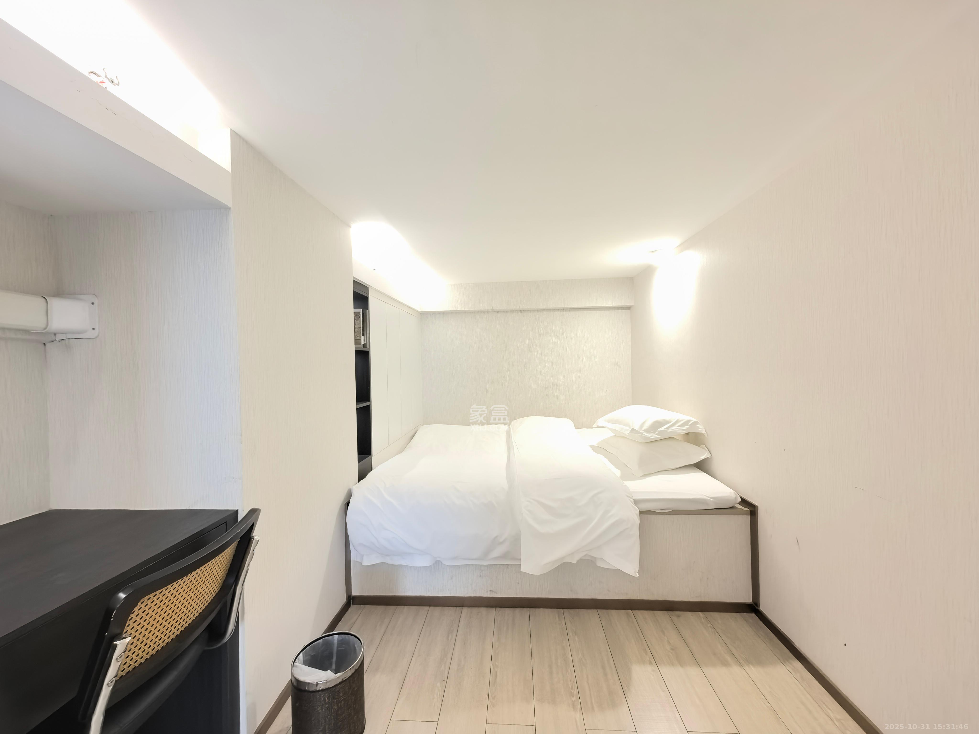 华远华时代  3室2厅1卫    3400.0元/月室内图