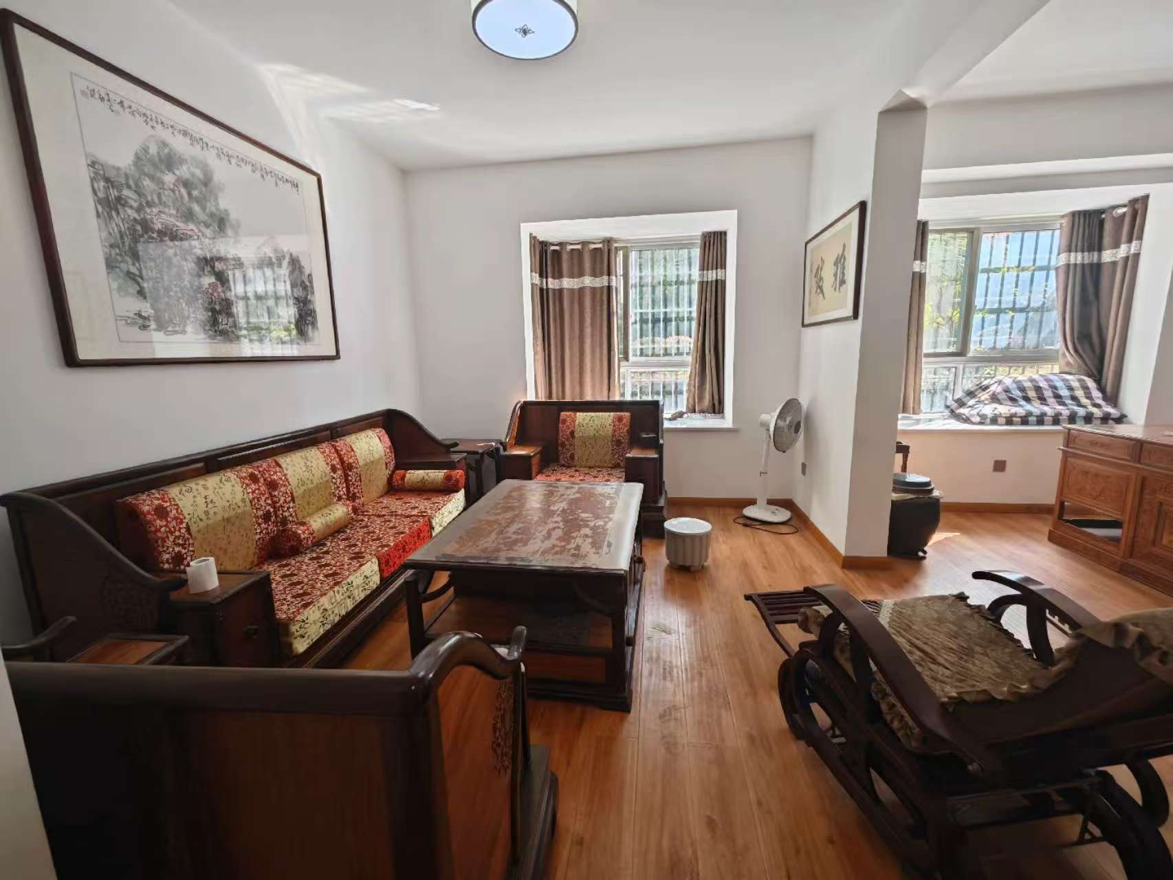 冠都现代城（冠都幸福彼岸）  4室2厅2卫    3500.0元/月室内图