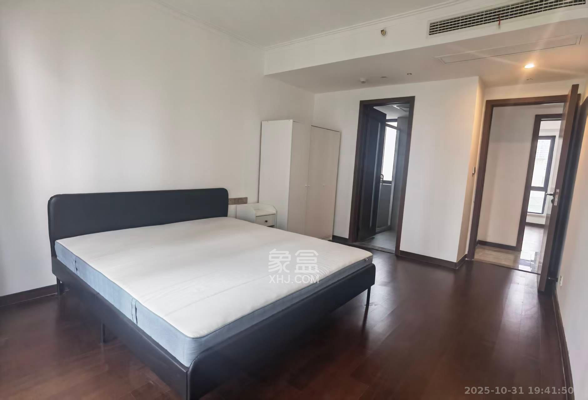 绿地长沙城际空间站(绿地新里佳苑)  5室2厅3卫    6000.0元/月 绿地长沙城际空间站(绿地新里佳苑)  5室2厅3卫    6000.0元/月室内图