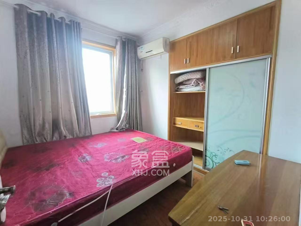 谷山乐园二期  3室2厅1卫    1900.0元/月室内图