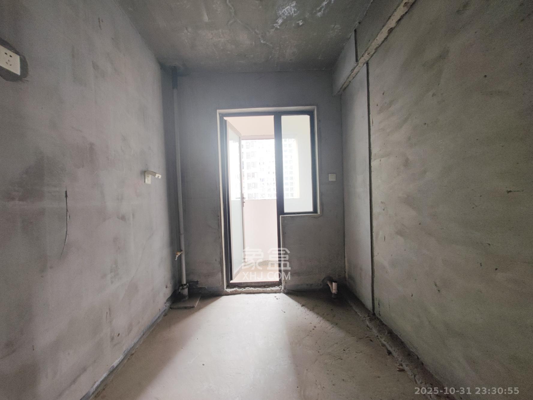 合能枫丹丽舍(柏悦名苑) 4室2厅2卫 125.0万 合能枫丹丽舍(柏悦名苑) 4室2厅2卫 125.0万厨房