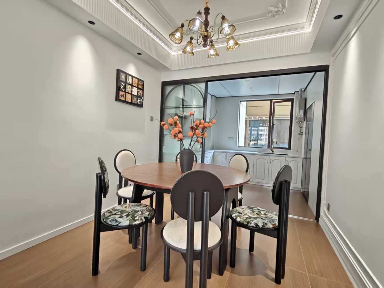 中房天玺湾  4室2厅2卫    96.8万室内图