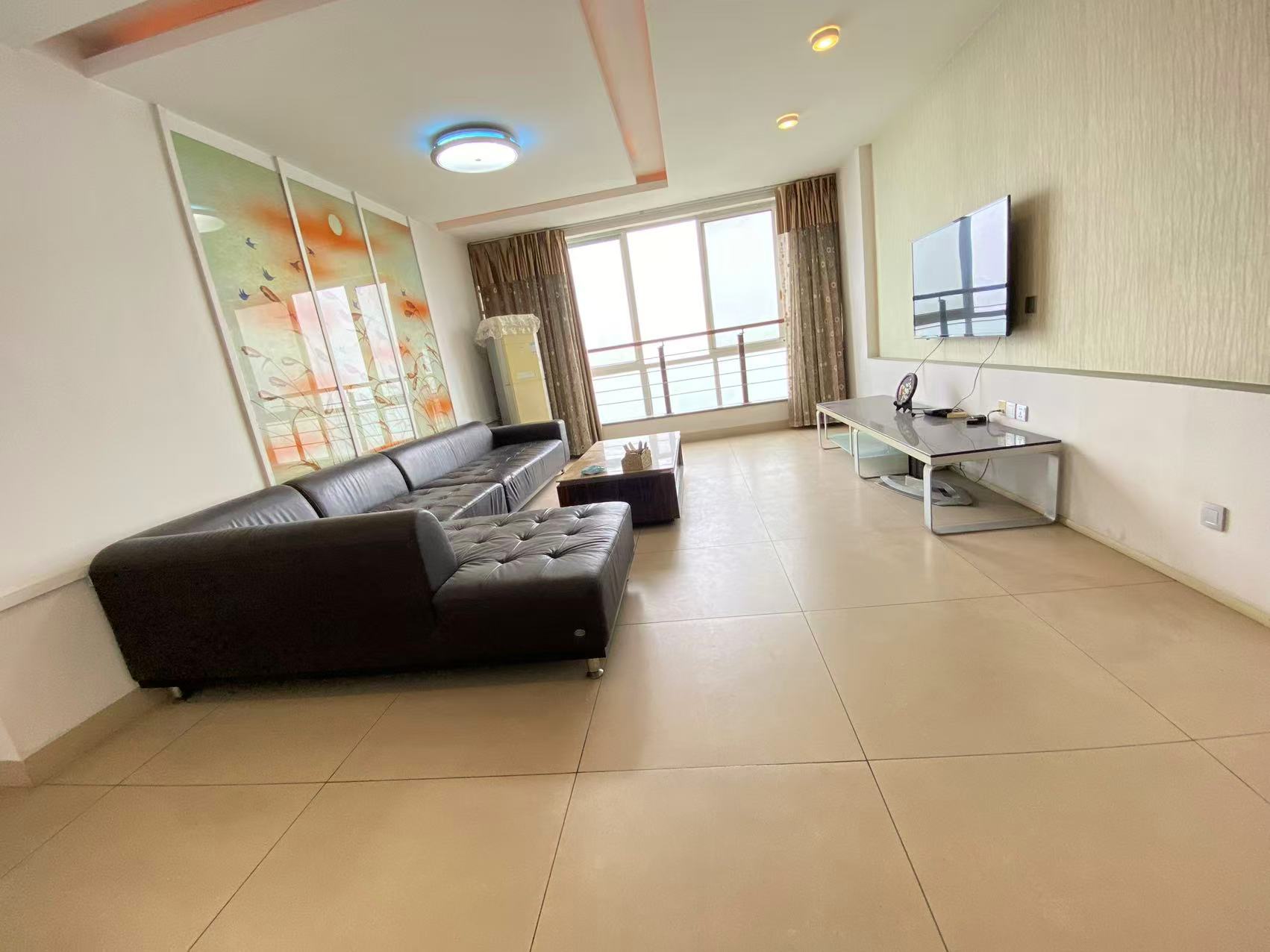 蓝盾景园一期  4室2厅2卫    70.0万 蓝盾景园一期  4室2厅2卫    70.0万室内图