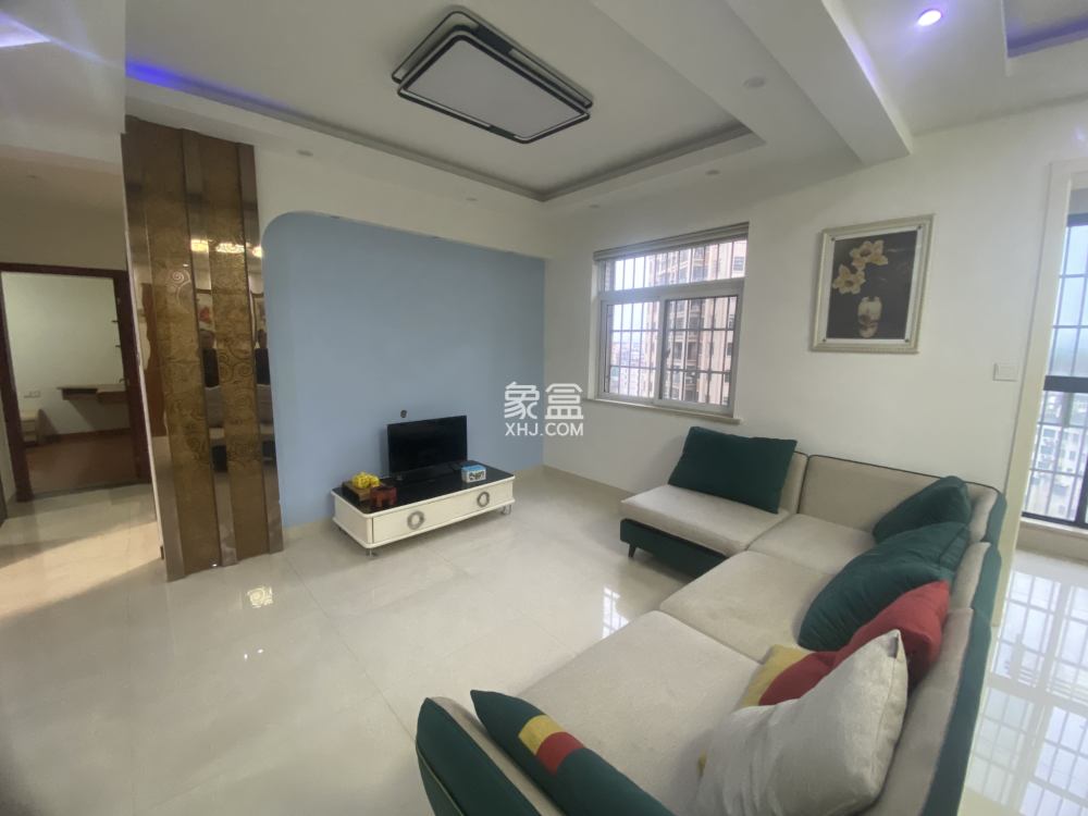 香博堡  3室2厅1卫    40.8万