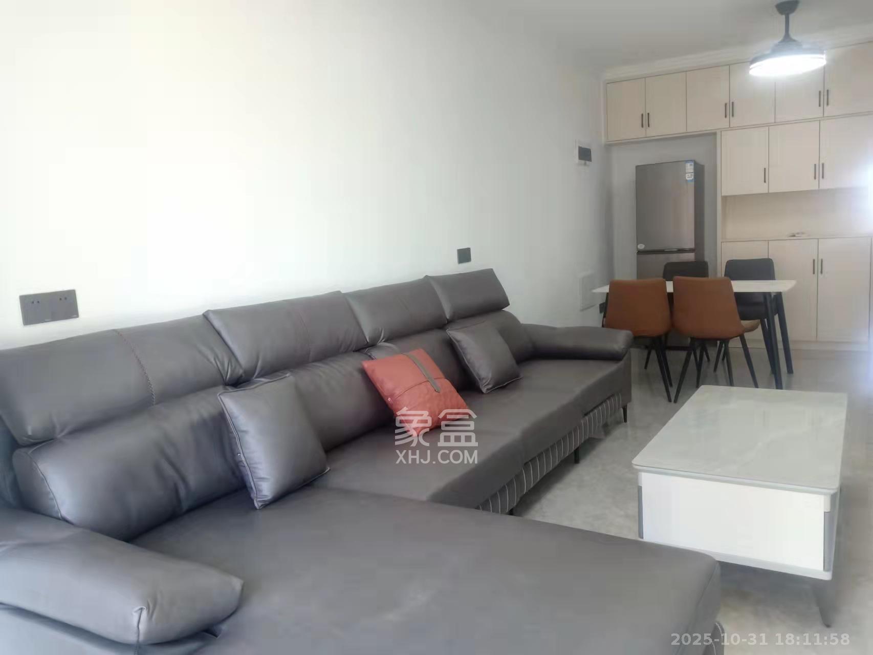 东合新苑  2室2厅1卫    2100.0元/月室内图