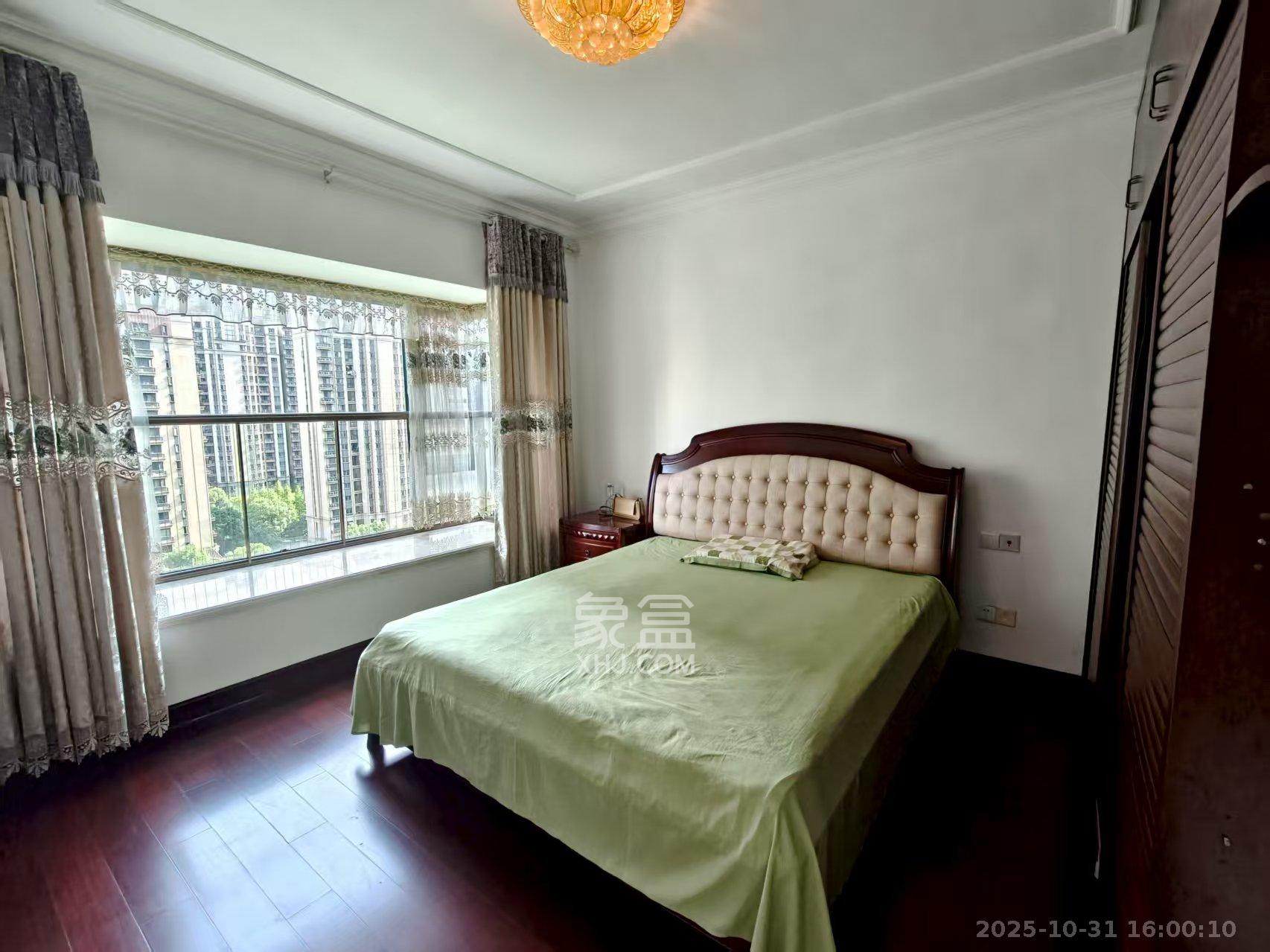 恒大绿洲  3室2厅2卫    2500.0元/月室内图