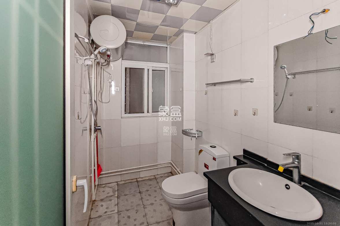 开源鑫阁 1室2厅1卫 777.0元/月 开源鑫阁 1室2厅1卫 777.0元/月室内图