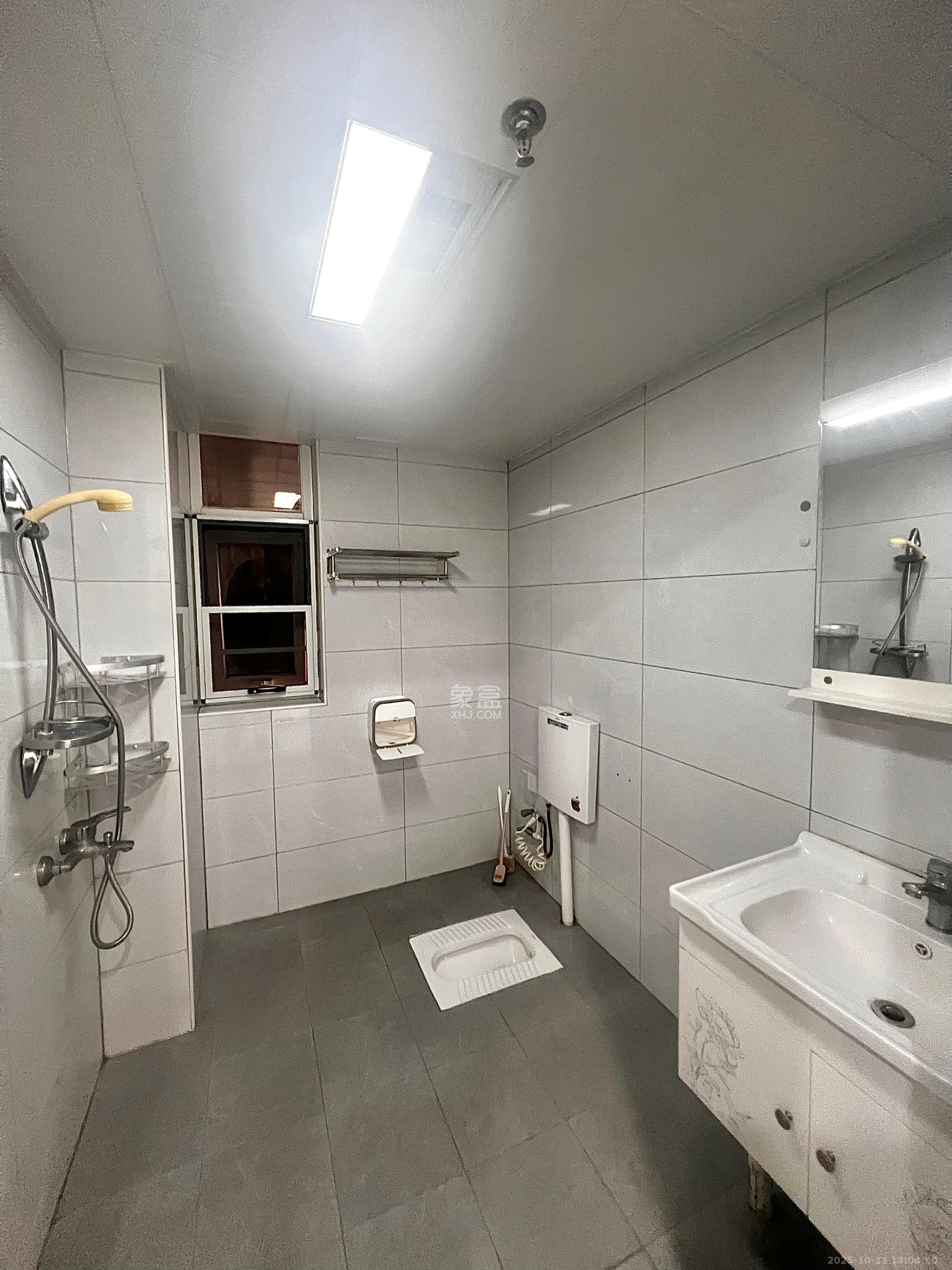 北辰三角洲C2区  3室1厅1卫    3200.0元/月室内图