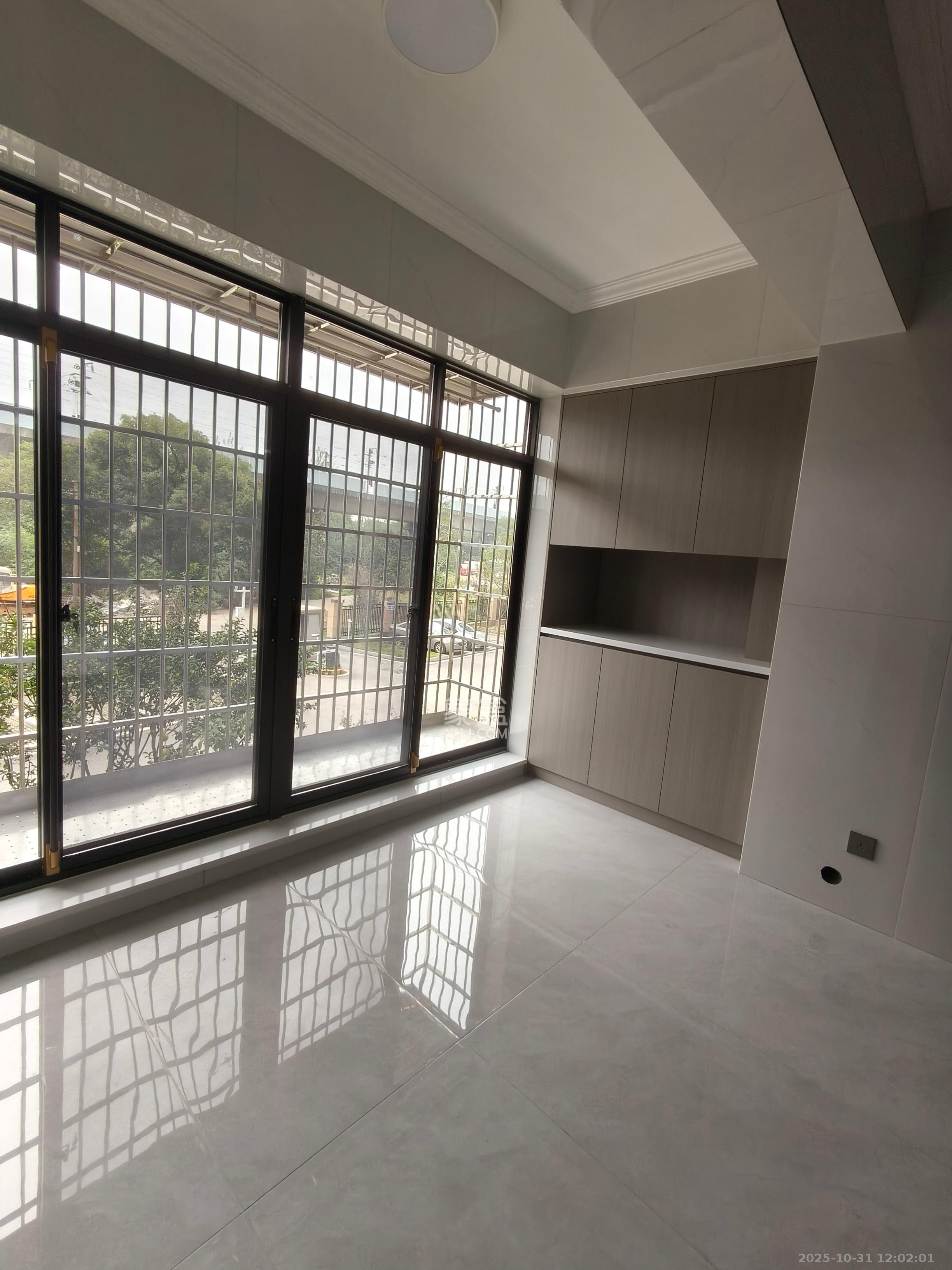 和景家园一期  2室2厅1卫    1850.0元/月室内图