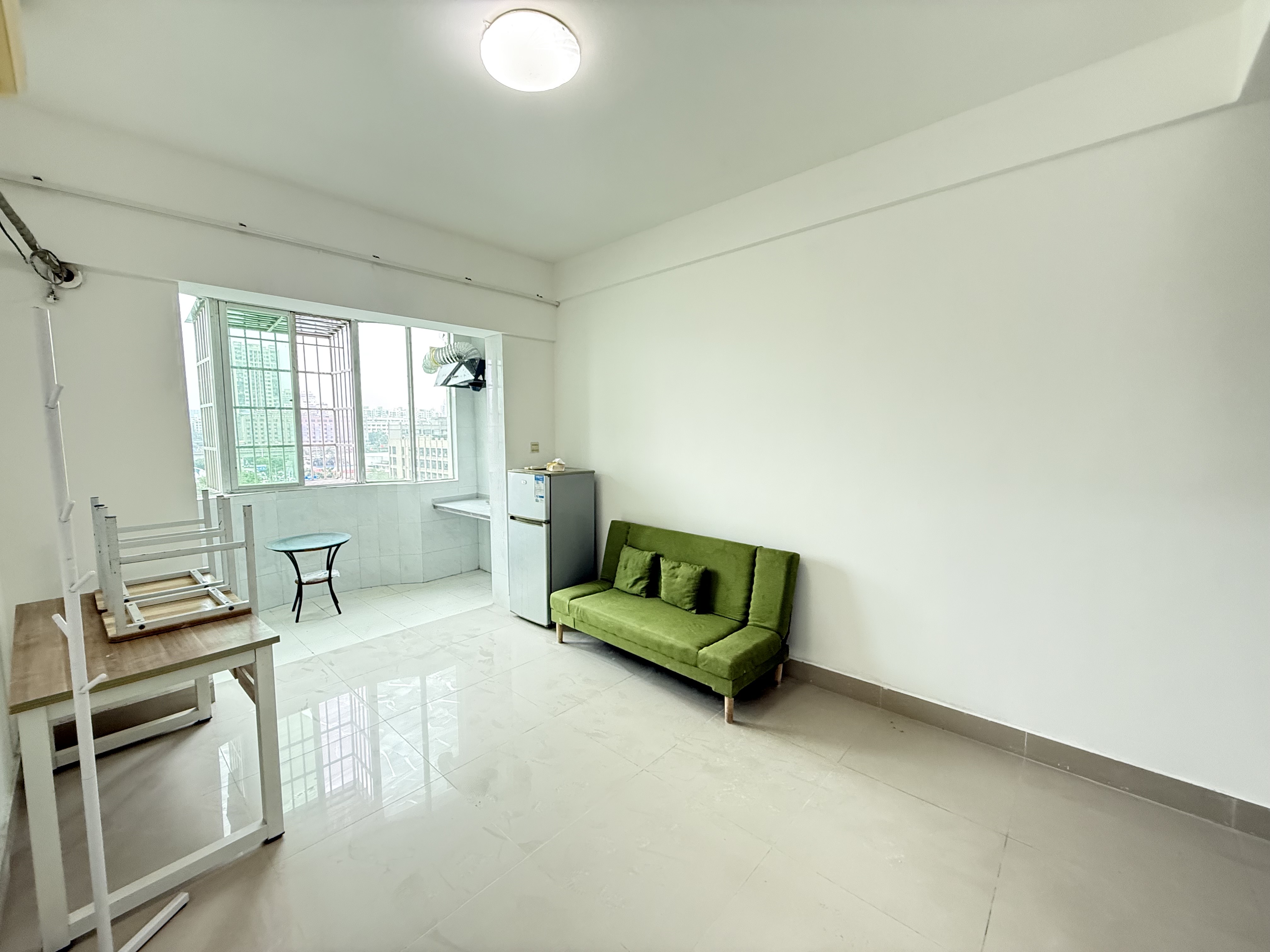 沁雅家园  1室0厅1卫    1300.0元/月室内图