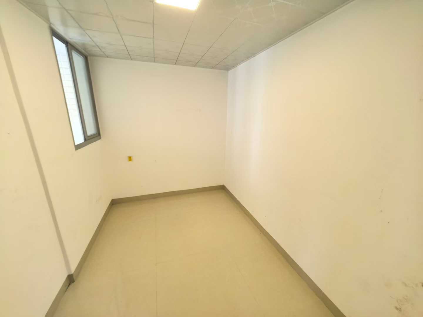 汇宇金城  3室1厅1卫    86.0万