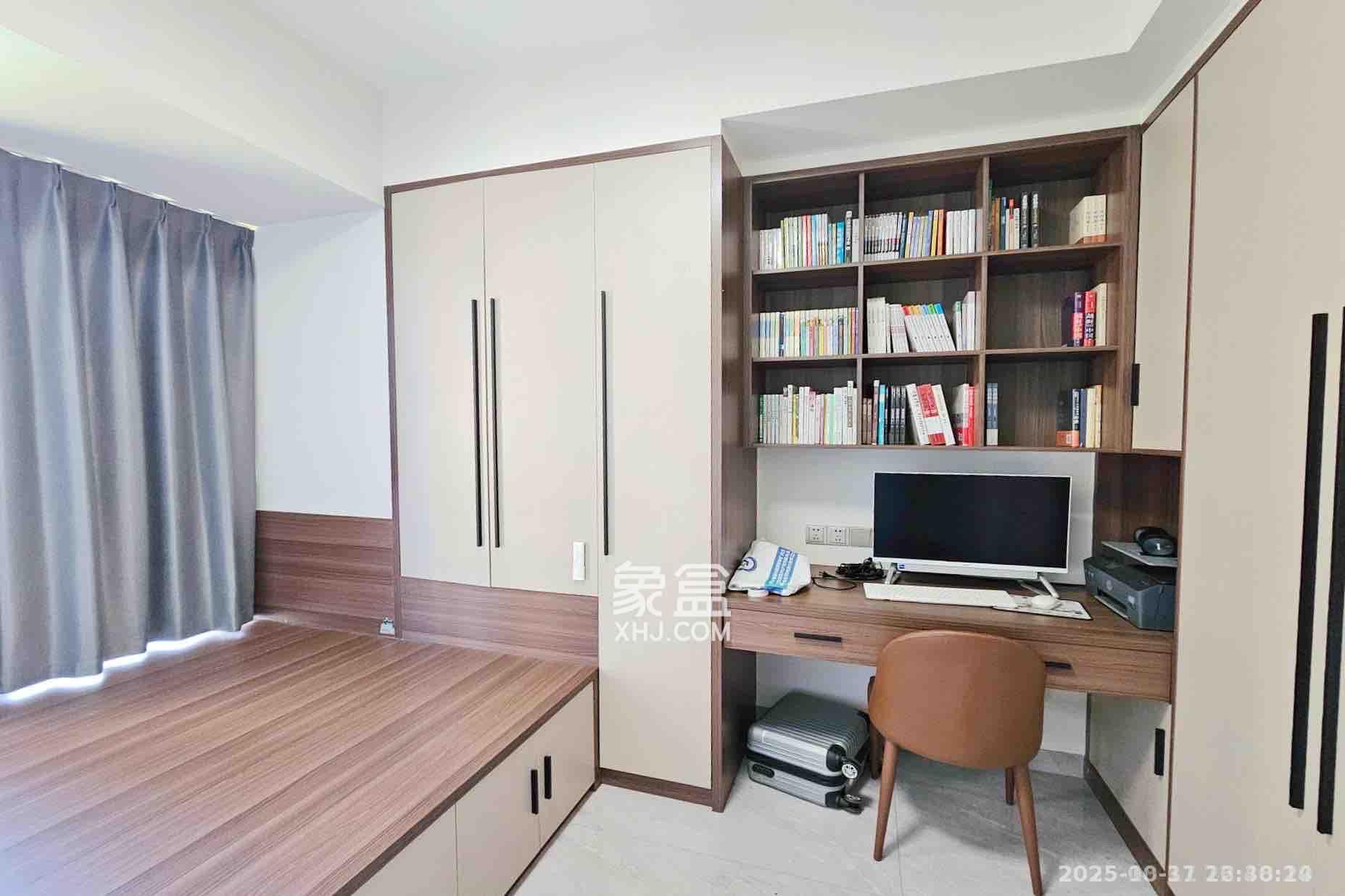 明昇壹城(明昇时代广场)二期  3室1厅2卫    4200.0元/月 明昇壹城(明昇时代广场)二期  3室1厅2卫    4200.0元/月室内图