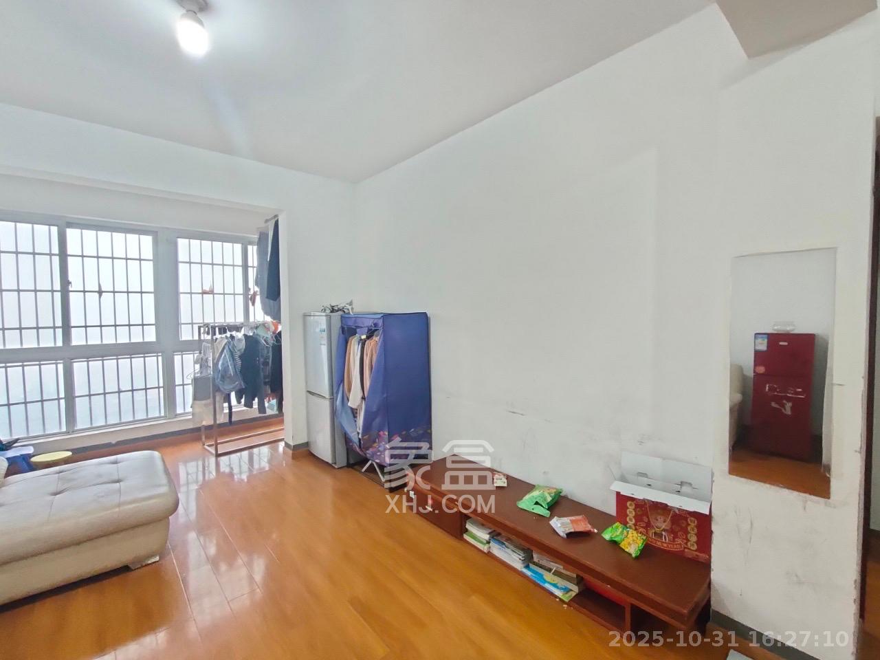 楚天世纪城西苑  2室2厅1卫    1500.0元/月