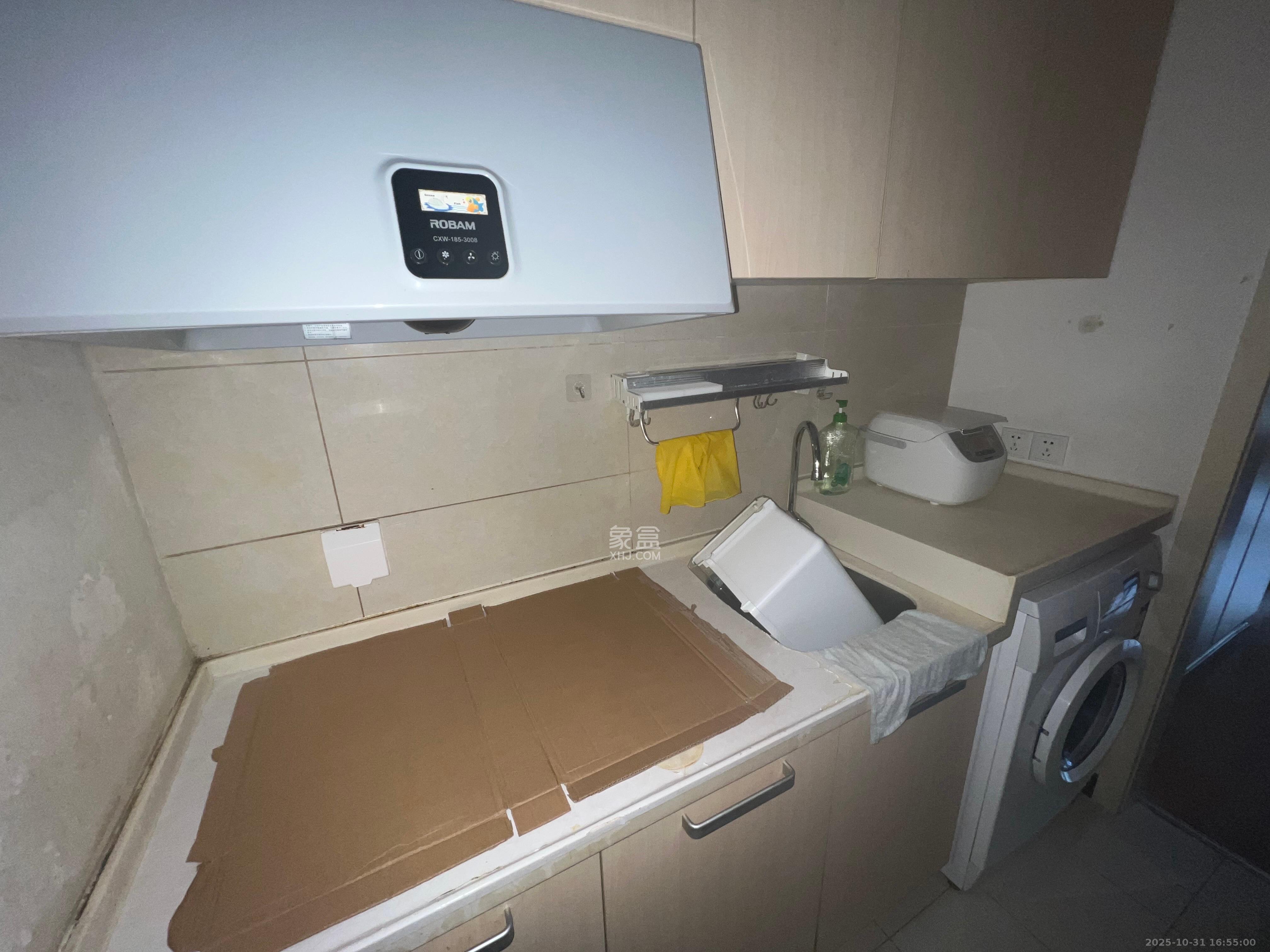 融科檀香山（融科紫檀、香山国际）  1室1厅1卫    1700.0元/月室内图