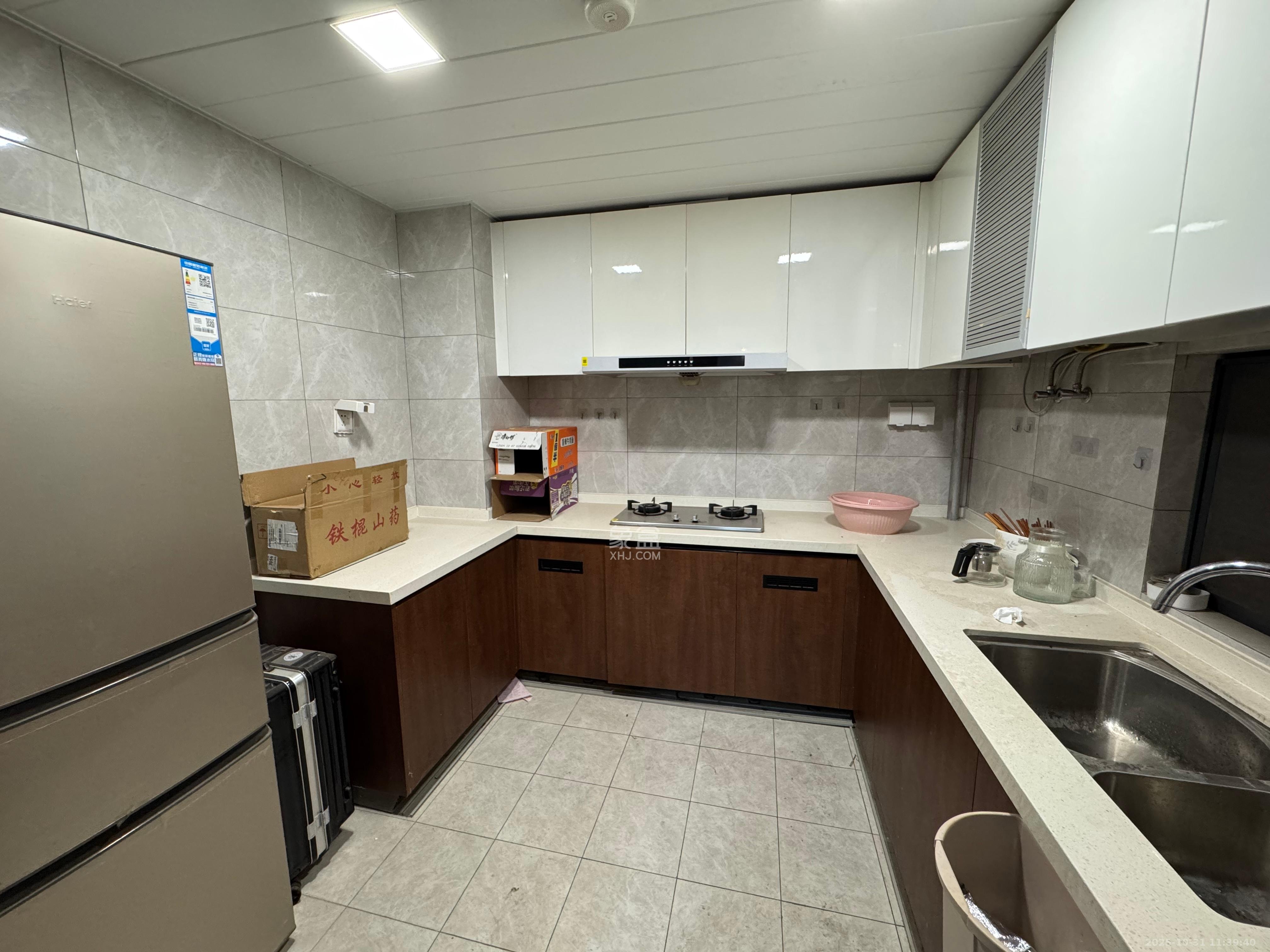 汇金城/嘉华城(二期、三期)  4室2厅2卫    3200.0元/月 汇金城/嘉华城(二期、三期)  4室2厅2卫    3200.0元/月室内图