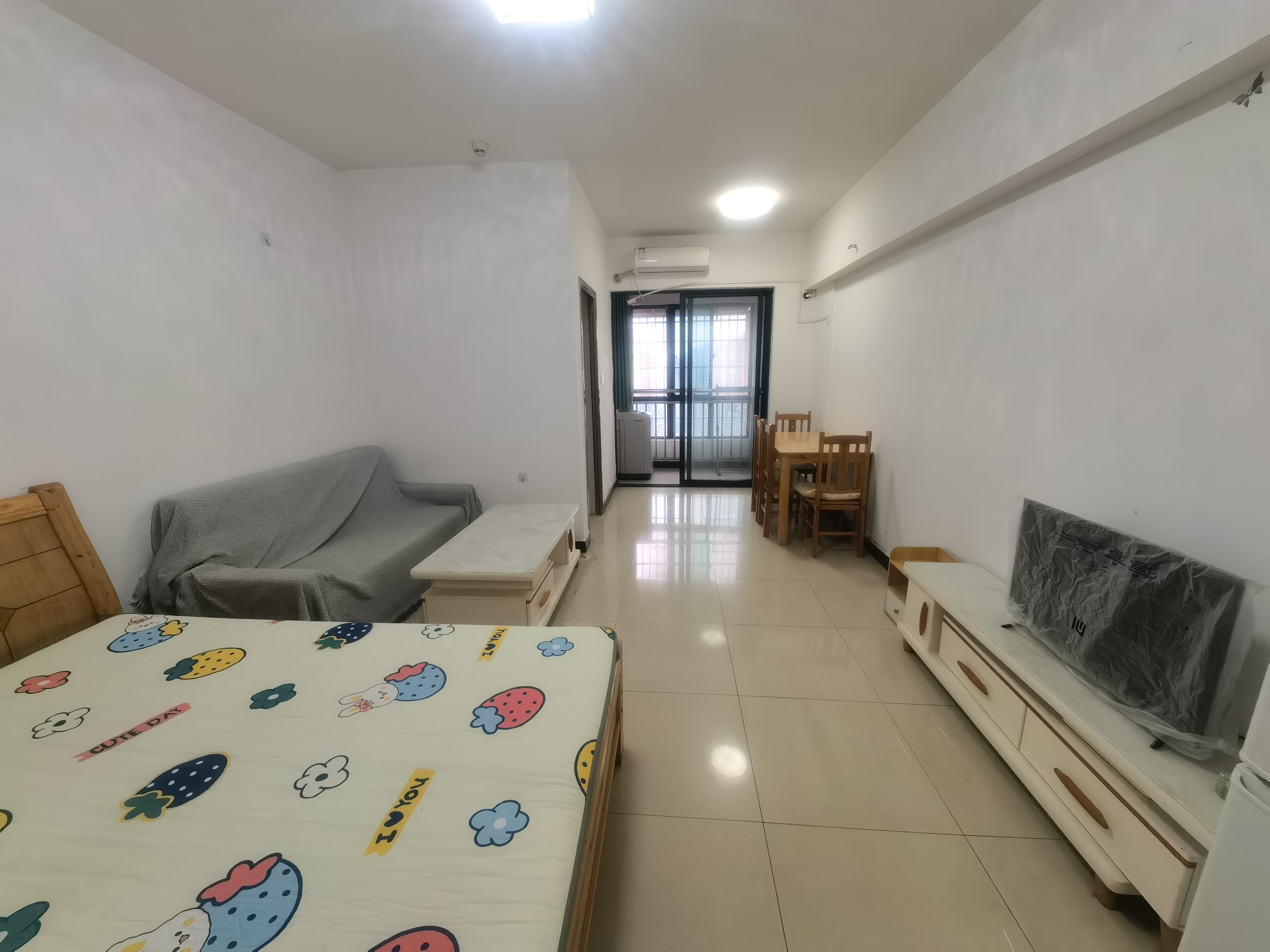 圭塘三小区  1室1厅1卫    1600.0元/月 圭塘三小区  1室1厅1卫    1600.0元/月户型图