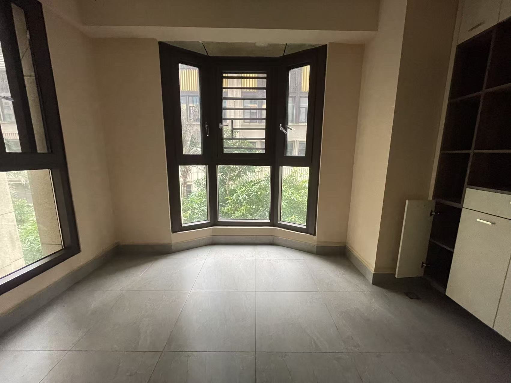 海航豪庭北苑  5室2厅3卫    9500.0元/月室内图