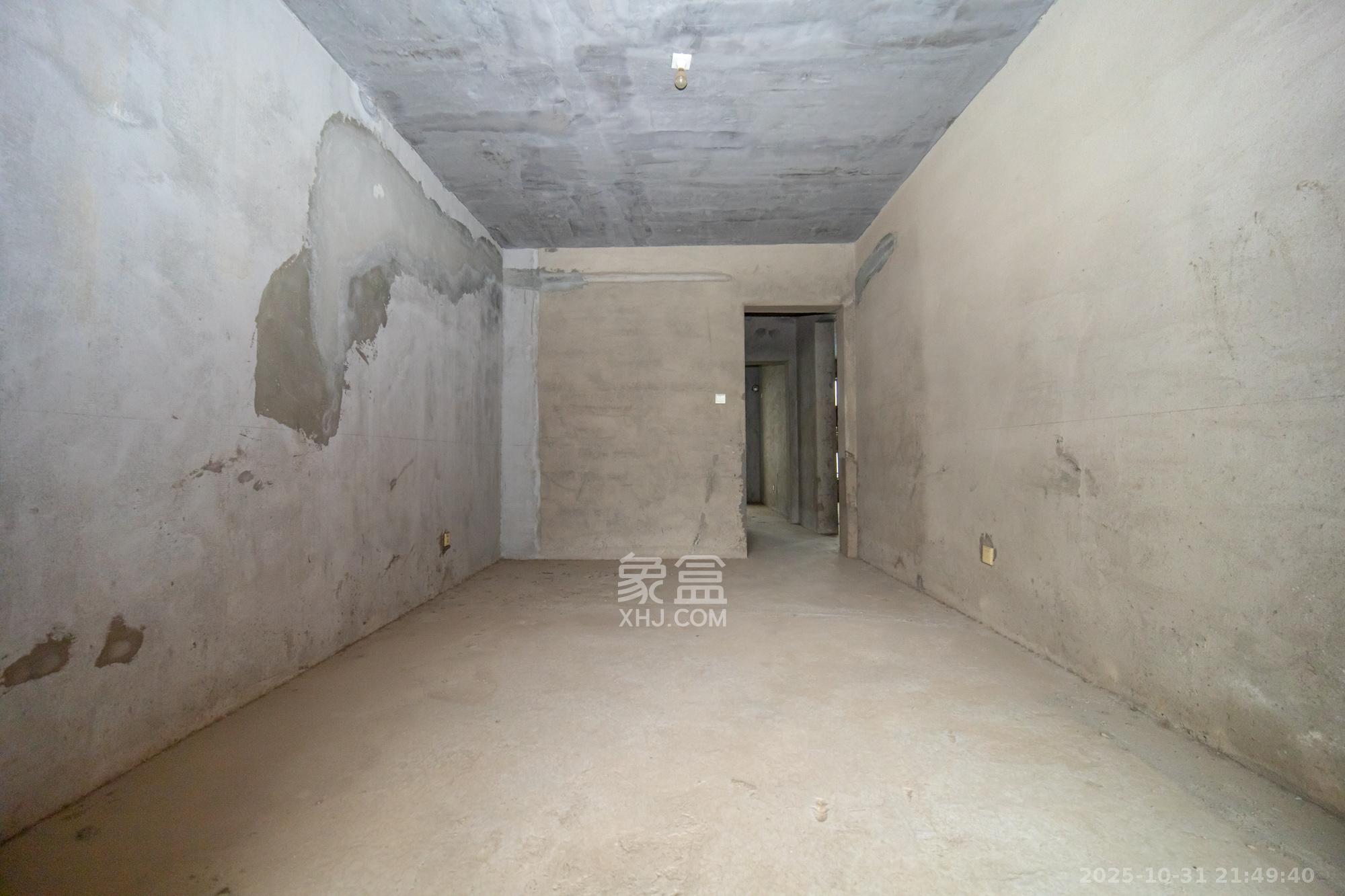 长永佳苑 3室2厅1卫 32.8万 长永佳苑 3室2厅1卫 32.8万卧室