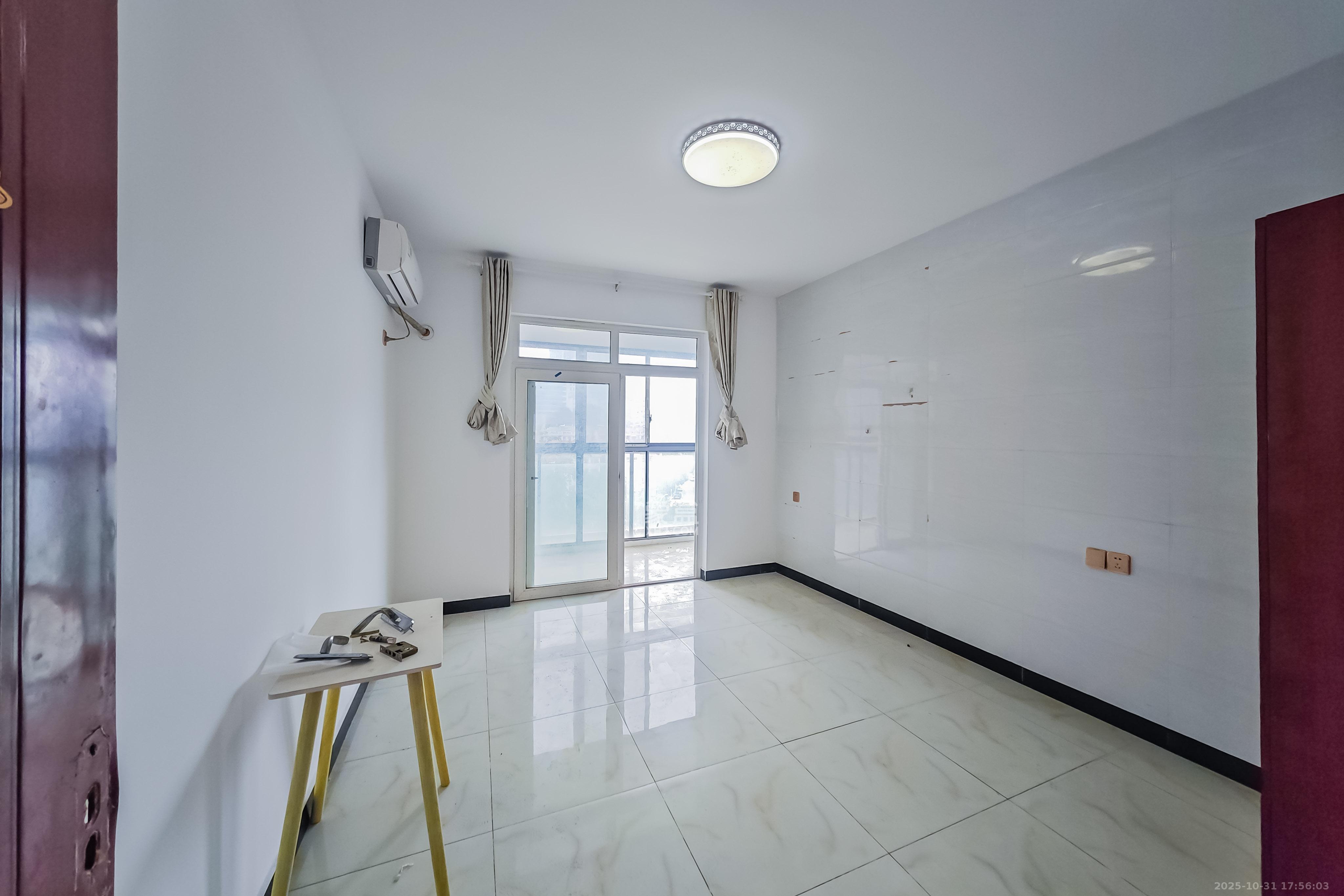 恒丰天湘华庭 3室2厅2卫 78.0万 恒丰天湘华庭 3室2厅2卫 78.0万卧室