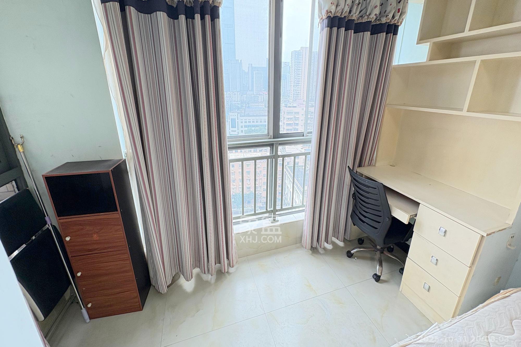 少帅府  2室1厅1卫    55.0万阳台