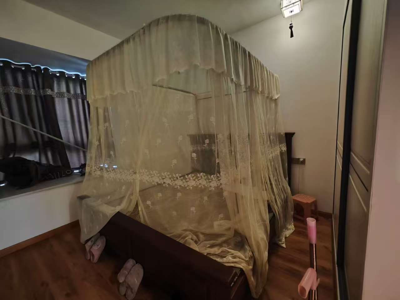 冠都现代城（冠都幸福彼岸）  4室2厅2卫    3500.0元/月