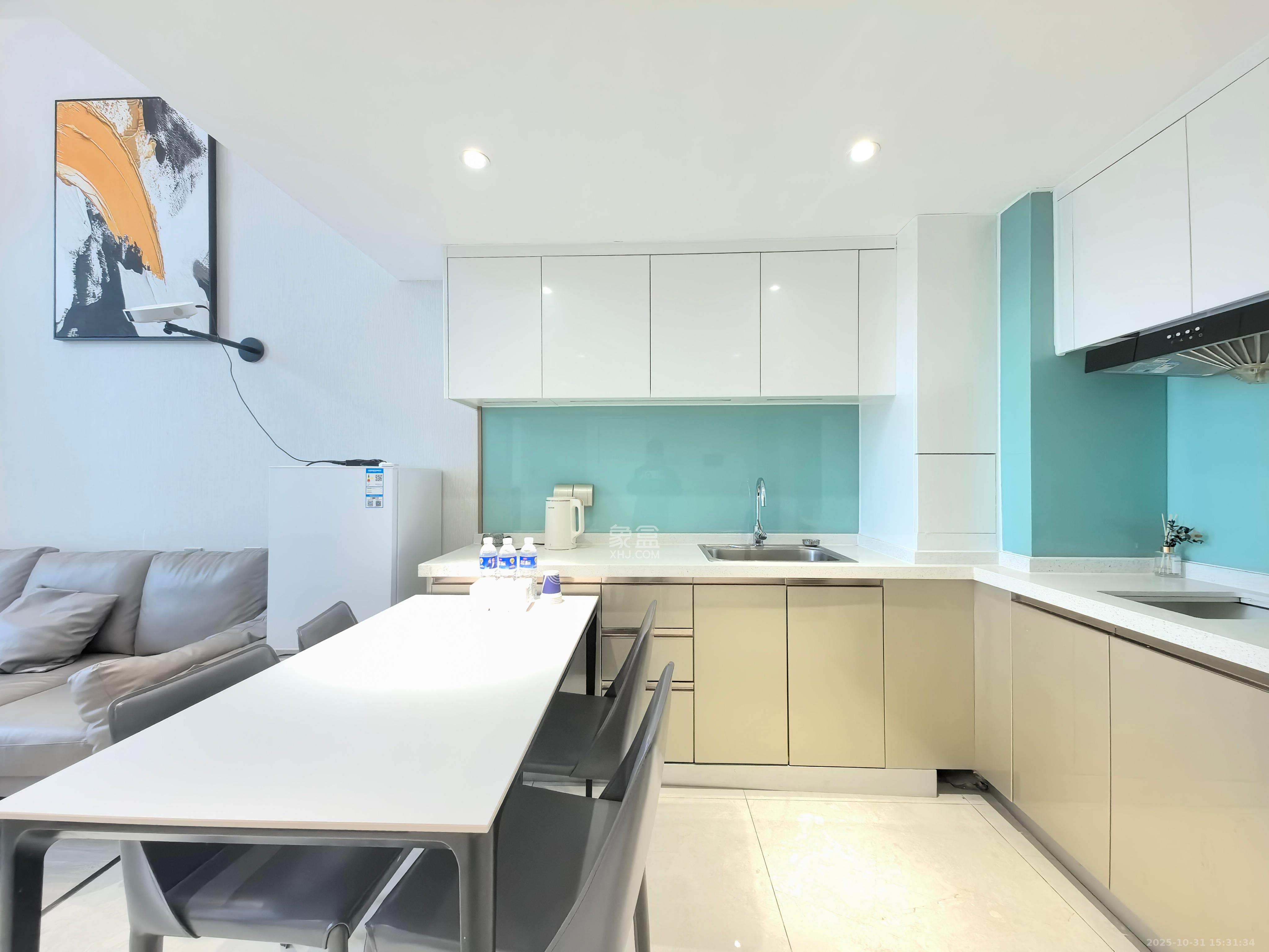 华远华时代  3室2厅1卫    3400.0元/月室内图