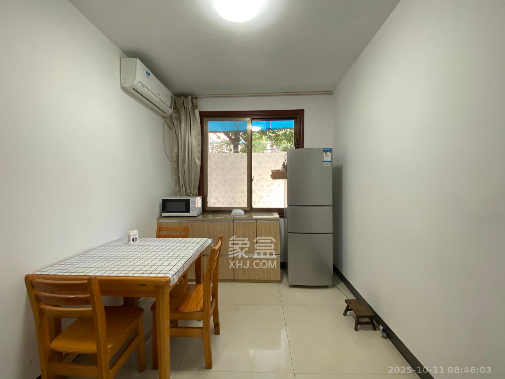 牛婆塘社区  1室0厅0卫    1200.0元/月