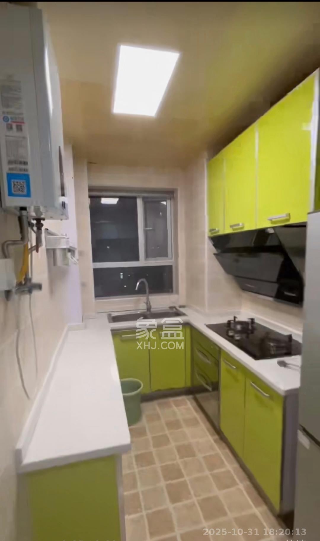 左岸右岸  1室1厅1卫    1800.0元/月室内图