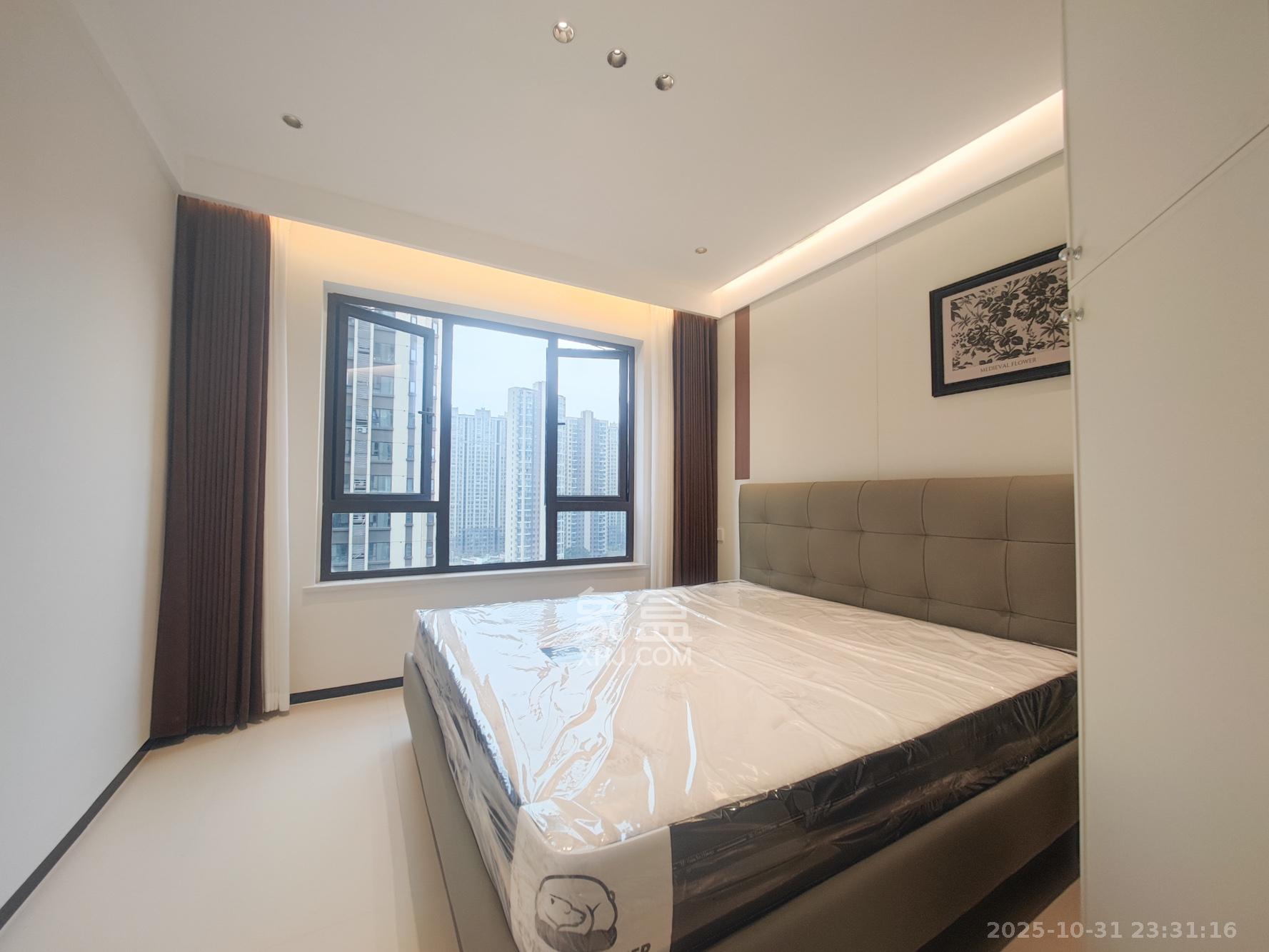 合能枫丹丽舍（柏悦名苑)  1室0厅0卫    119.0万卧室