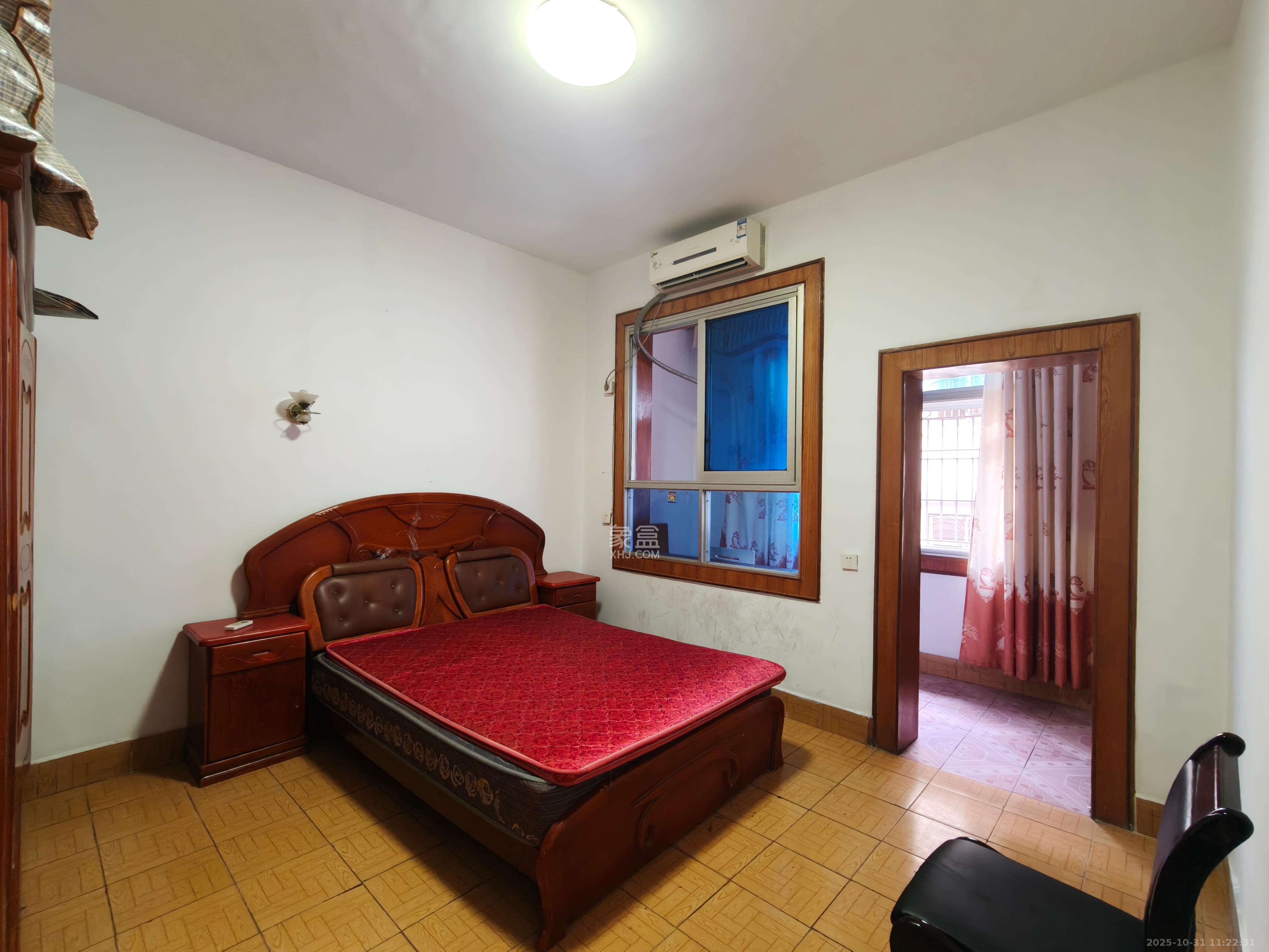 星沙四区  3室2厅1卫    1800.0元/月 星沙四区  3室2厅1卫    1800.0元/月室内图