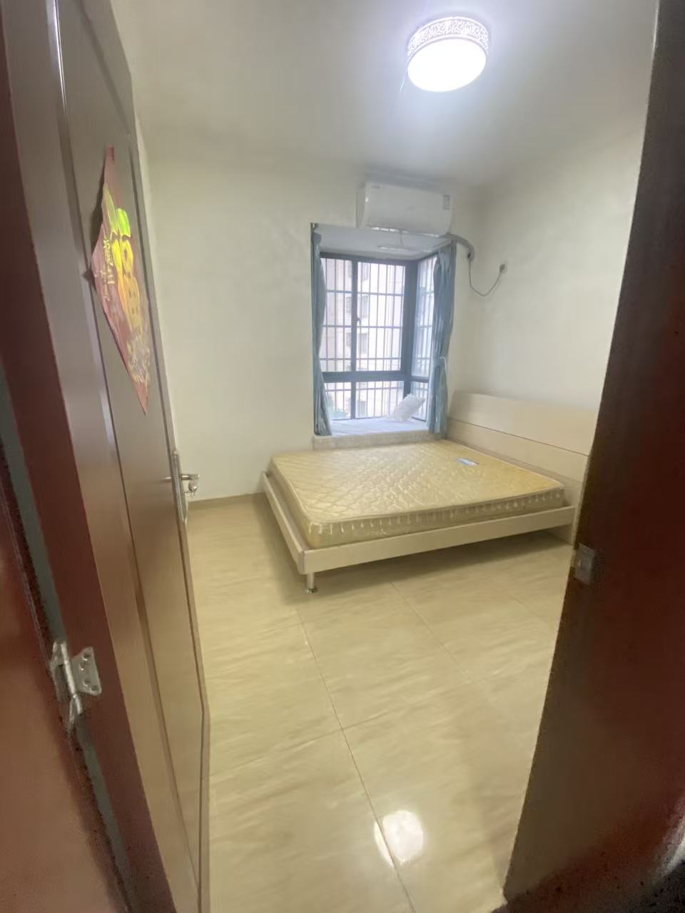 花漾年  3室2厅1卫    2500.0元/月室内图1