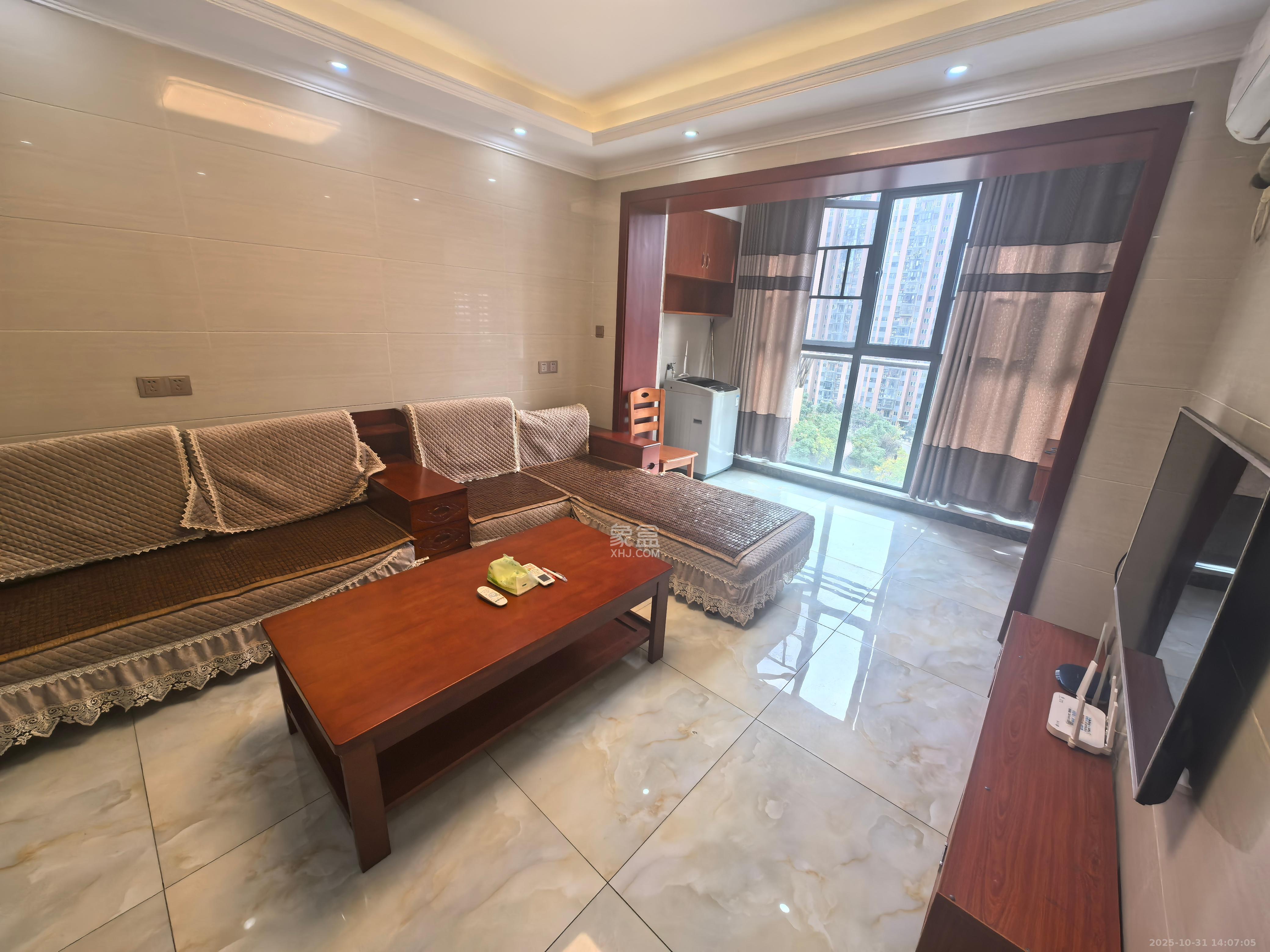 洋湖和园(福联嘉苑)  2室1厅1卫    2100.0元/月 洋湖和园(福联嘉苑)  2室1厅1卫    2100.0元/月室内图