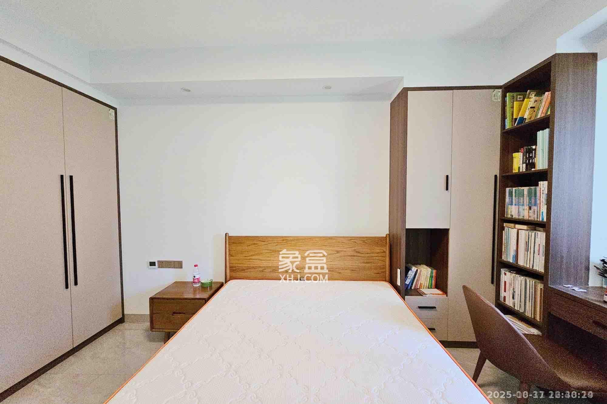 明昇壹城(明昇时代广场)二期  3室1厅2卫    4200.0元/月 明昇壹城(明昇时代广场)二期  3室1厅2卫    4200.0元/月室内图