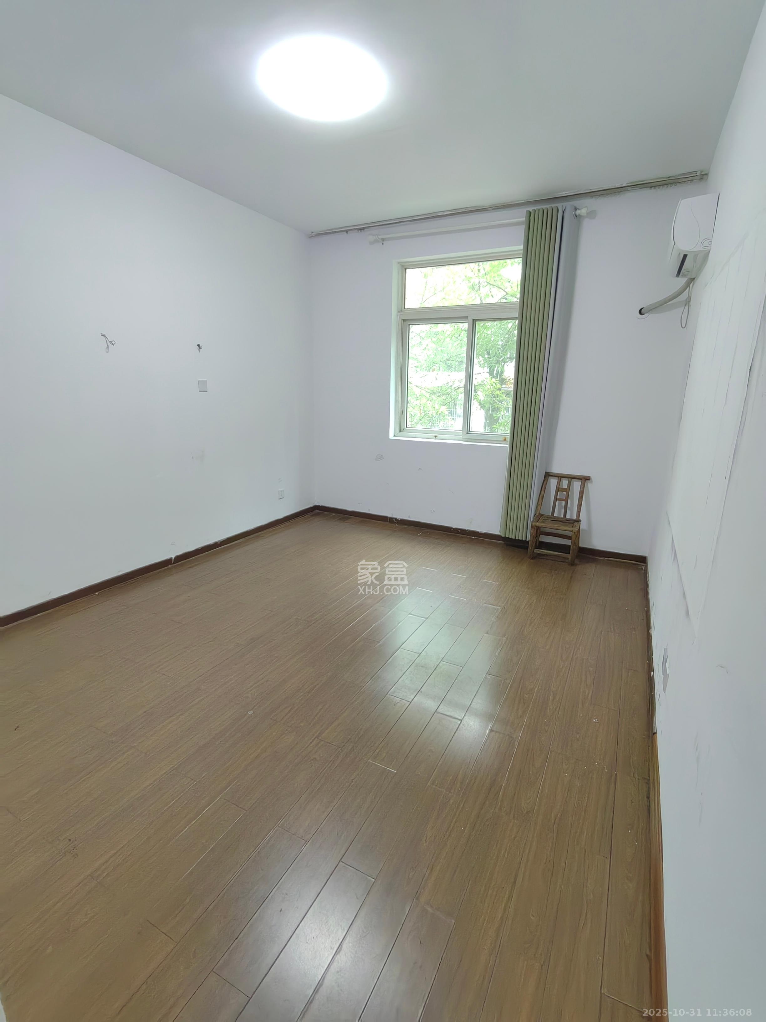 欣安小区  3室1厅1卫    1600.0元/月 欣安小区  3室1厅1卫    1600.0元/月室内图