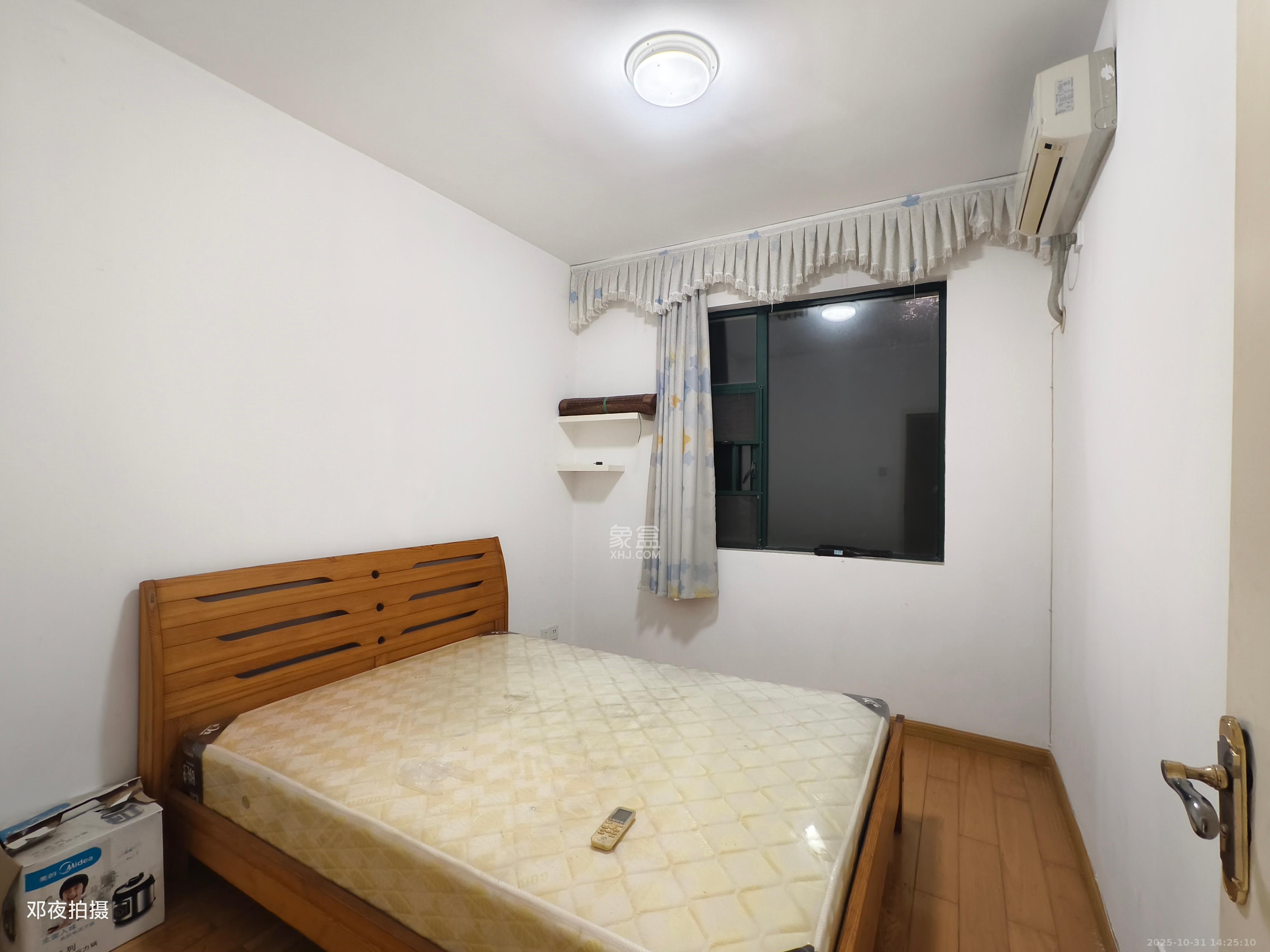 银桂苑  2室1厅1卫    2000.0元/月室内图