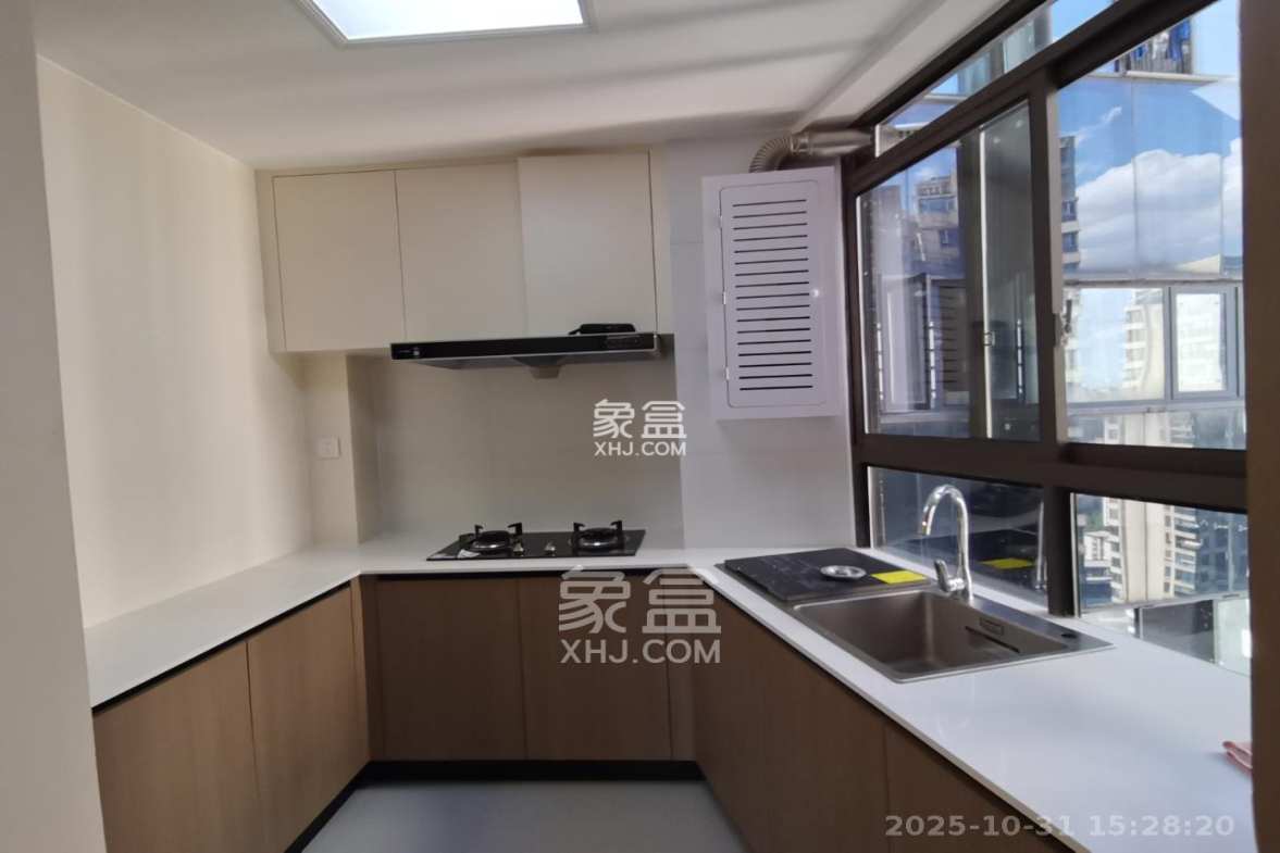 通用时代国际社区  3室2厅2卫    3200.0元/月 通用时代国际社区  3室2厅2卫    3200.0元/月室内图