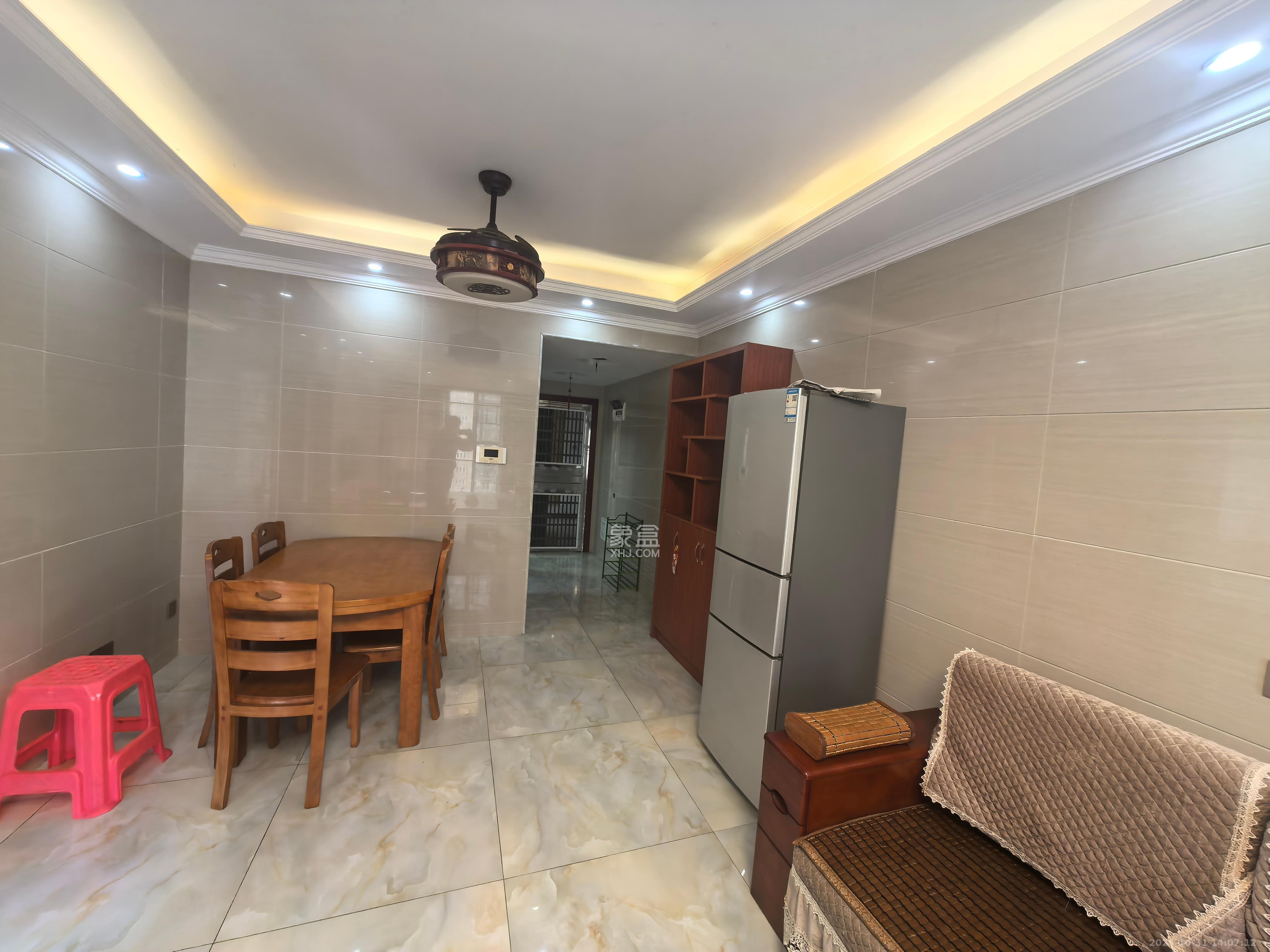 洋湖和园(福联嘉苑)  2室1厅1卫    2100.0元/月 洋湖和园(福联嘉苑)  2室1厅1卫    2100.0元/月室内图