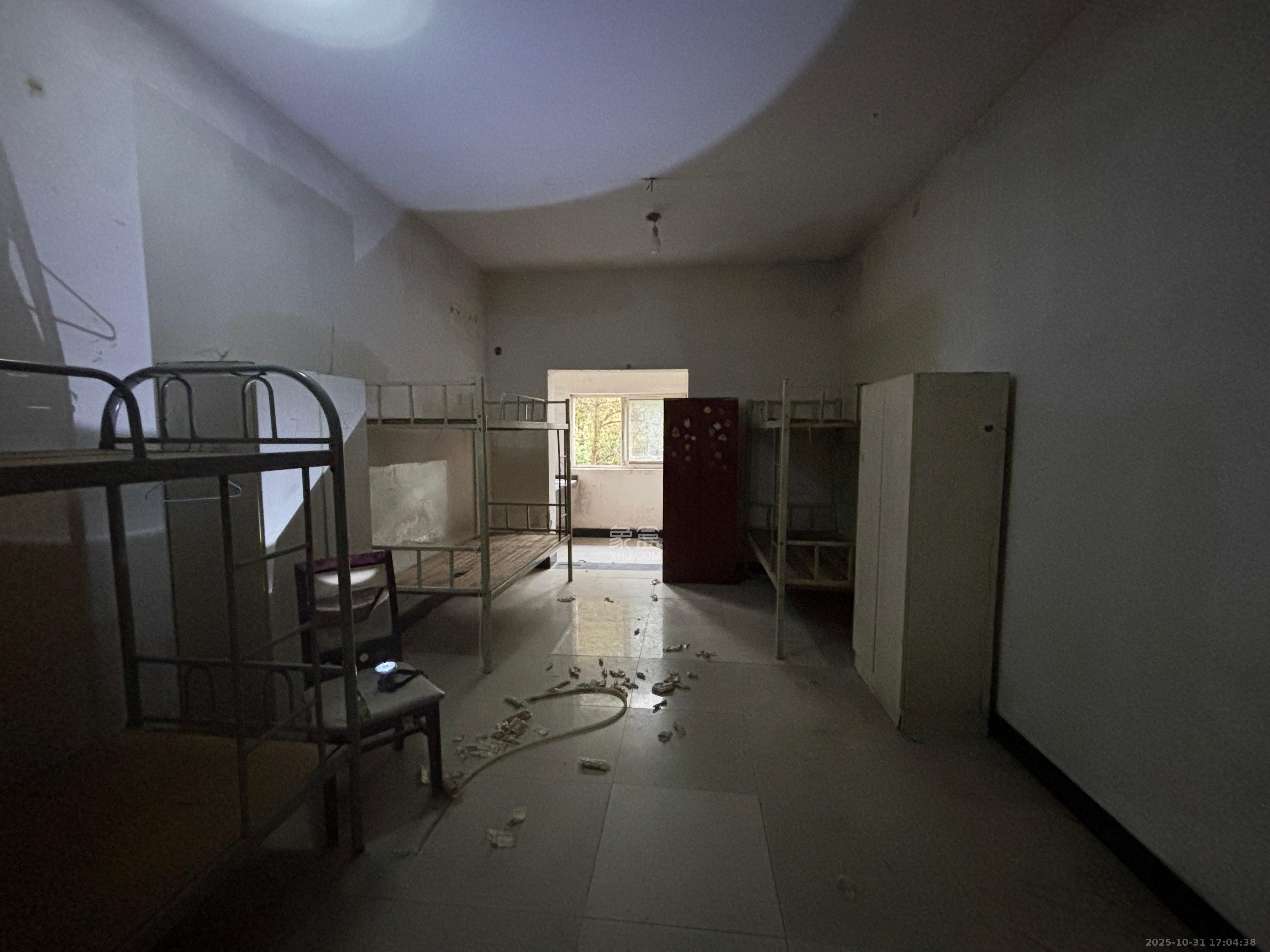 创业乐园  1室0厅0卫    11.8万