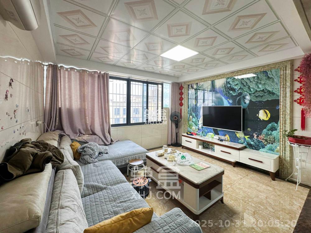 水岸天际（一期、二期）  6室2厅2卫    6500.0元/月室内图