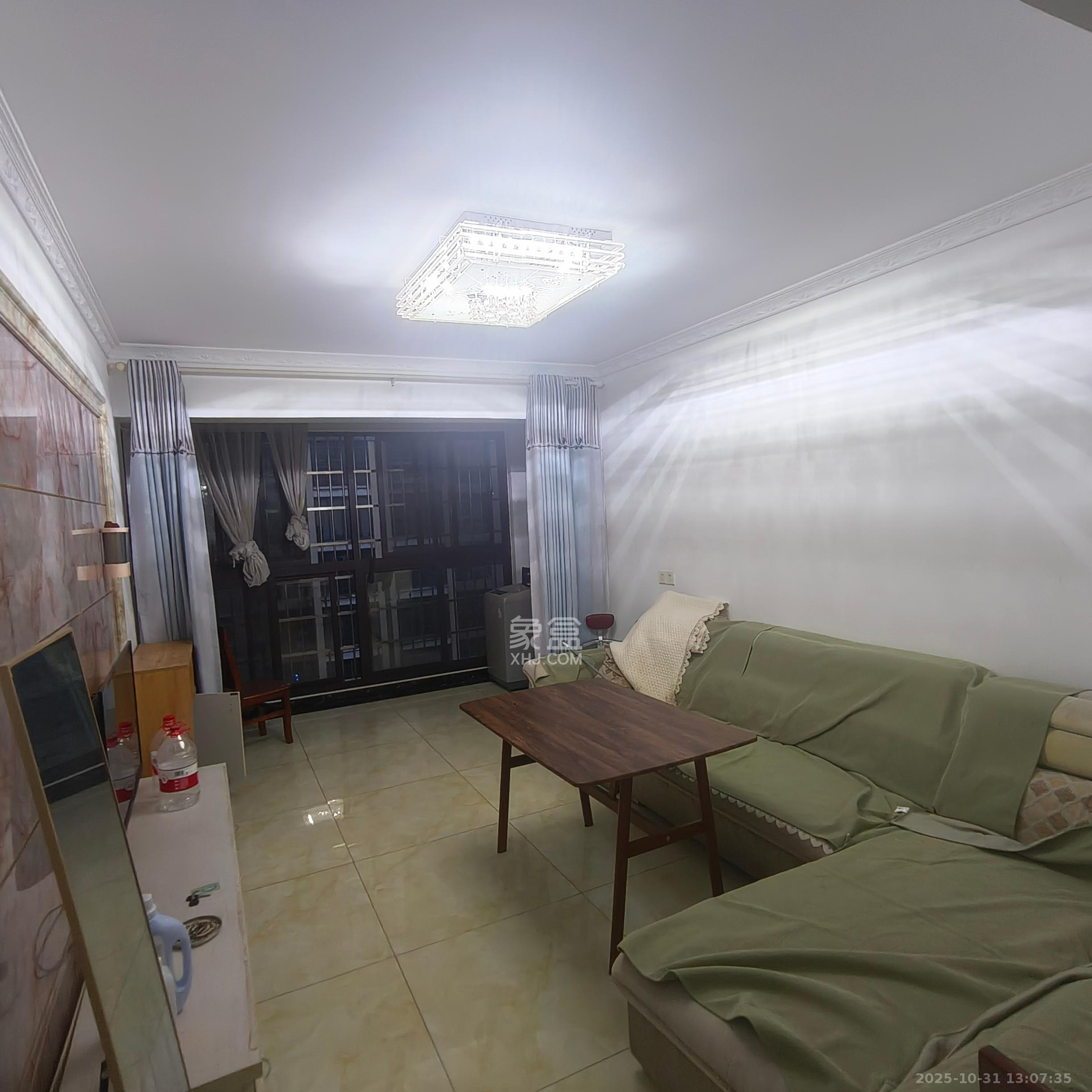 和润园一、二期 2室1厅1卫 1700.0元/月 和润园一、二期 2室1厅1卫 1700.0元/月室内图