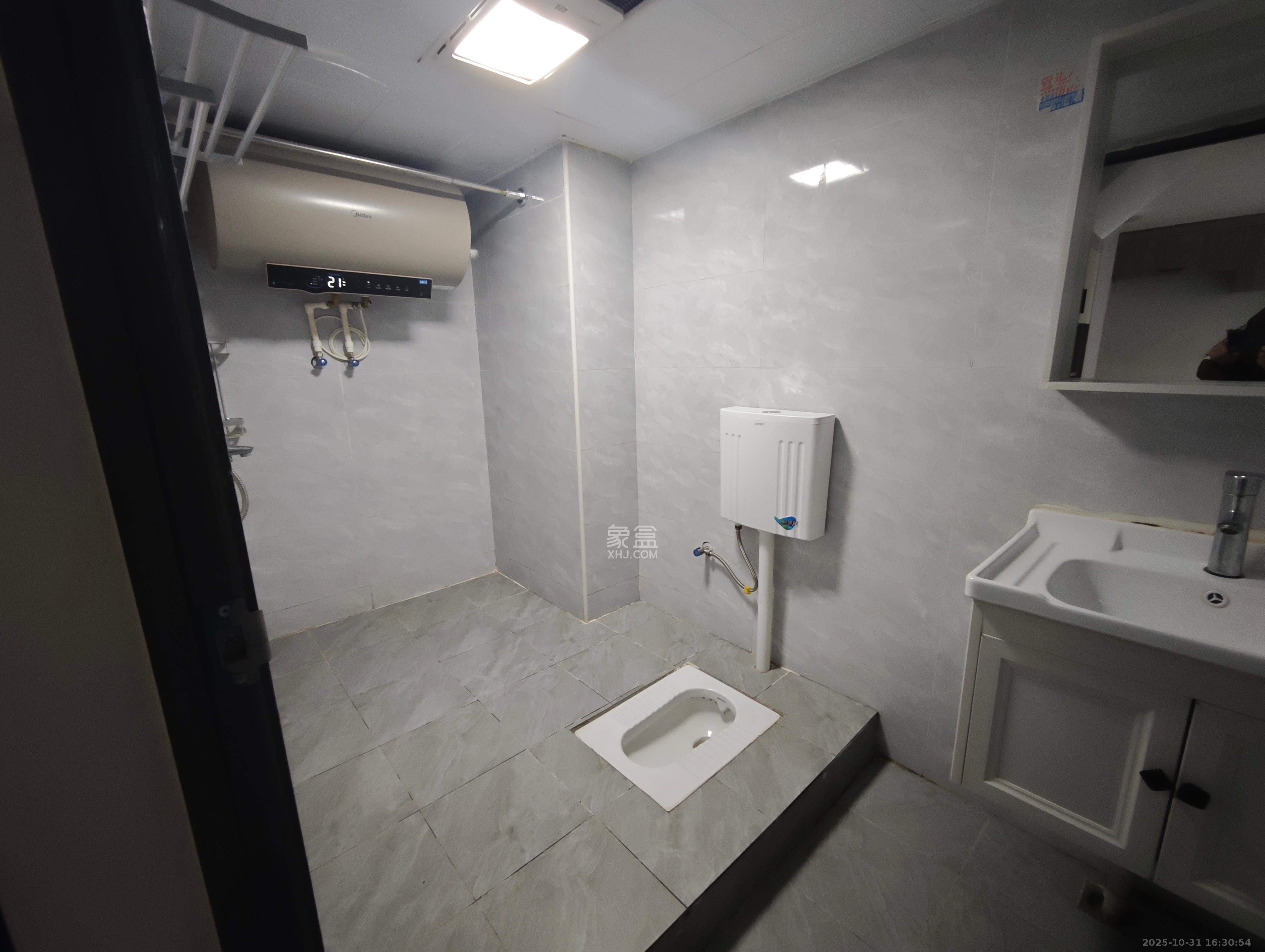 明昇壹城（明昇时代广场）三期  1室0厅0卫    3300.0元/月室内图